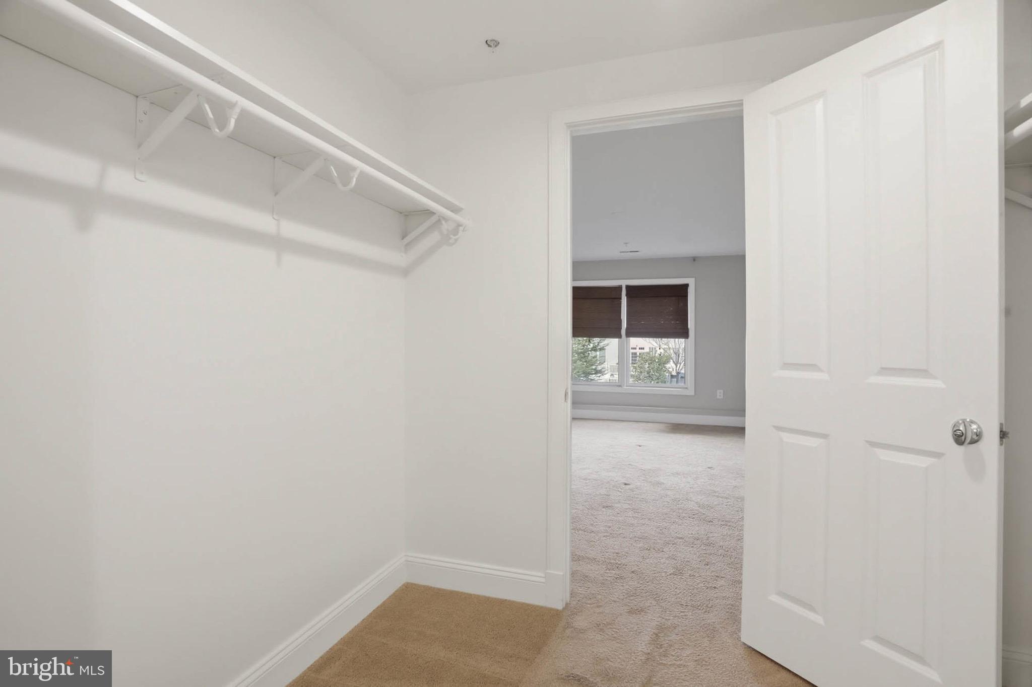 STONE LAKE - Residential