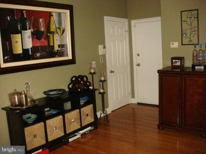 OLD CITY - Residential Lease
