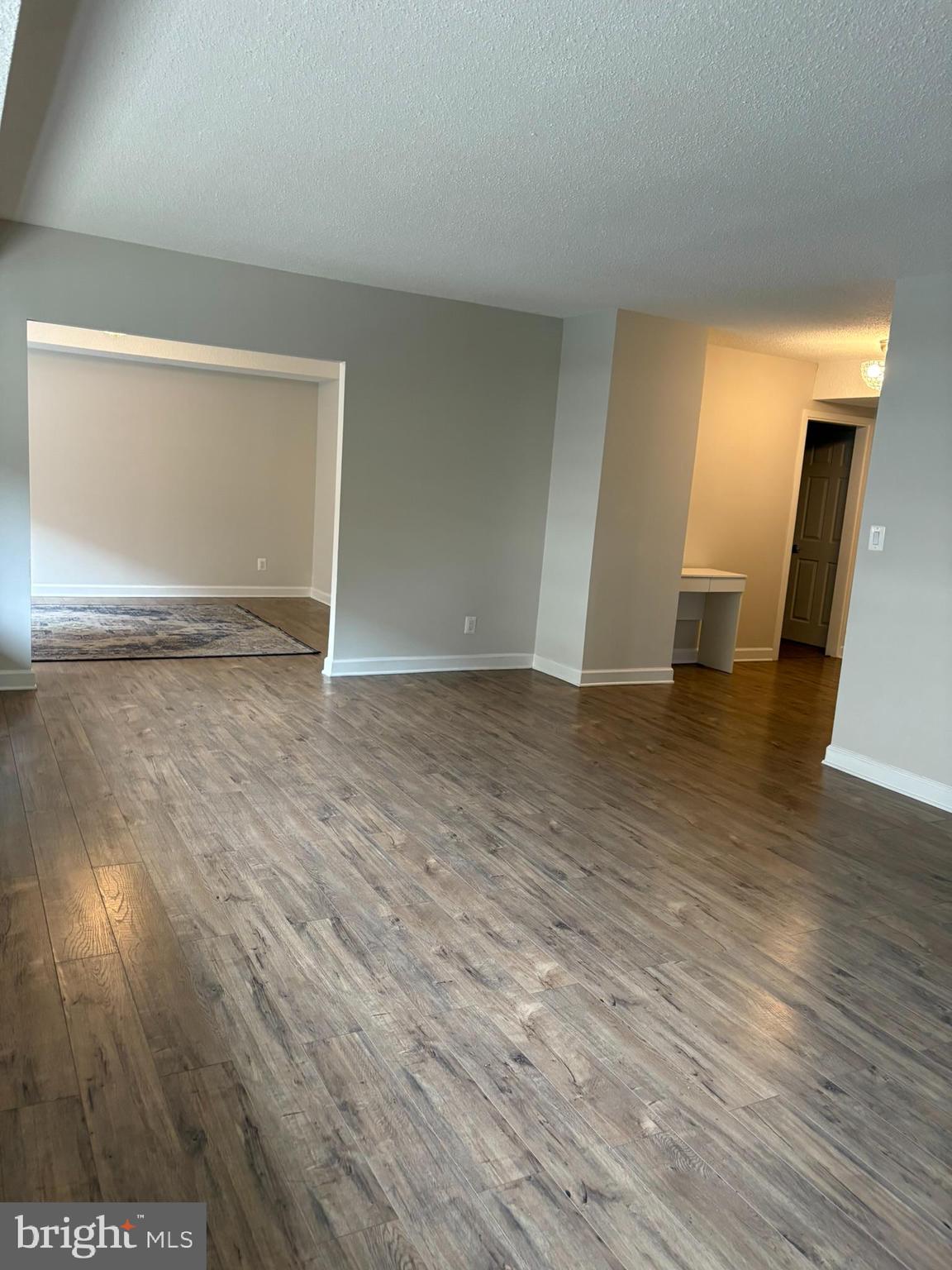 SKYLINE - Residential Lease