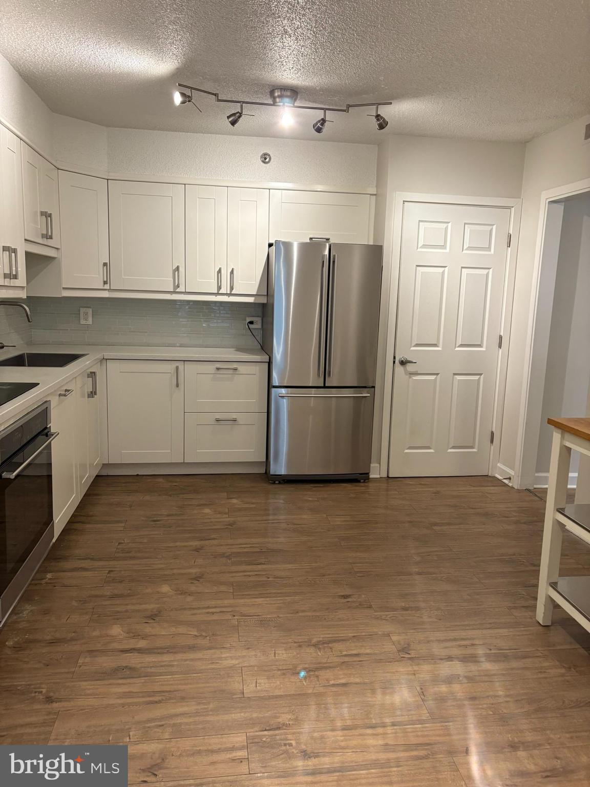 SKYLINE - Residential Lease