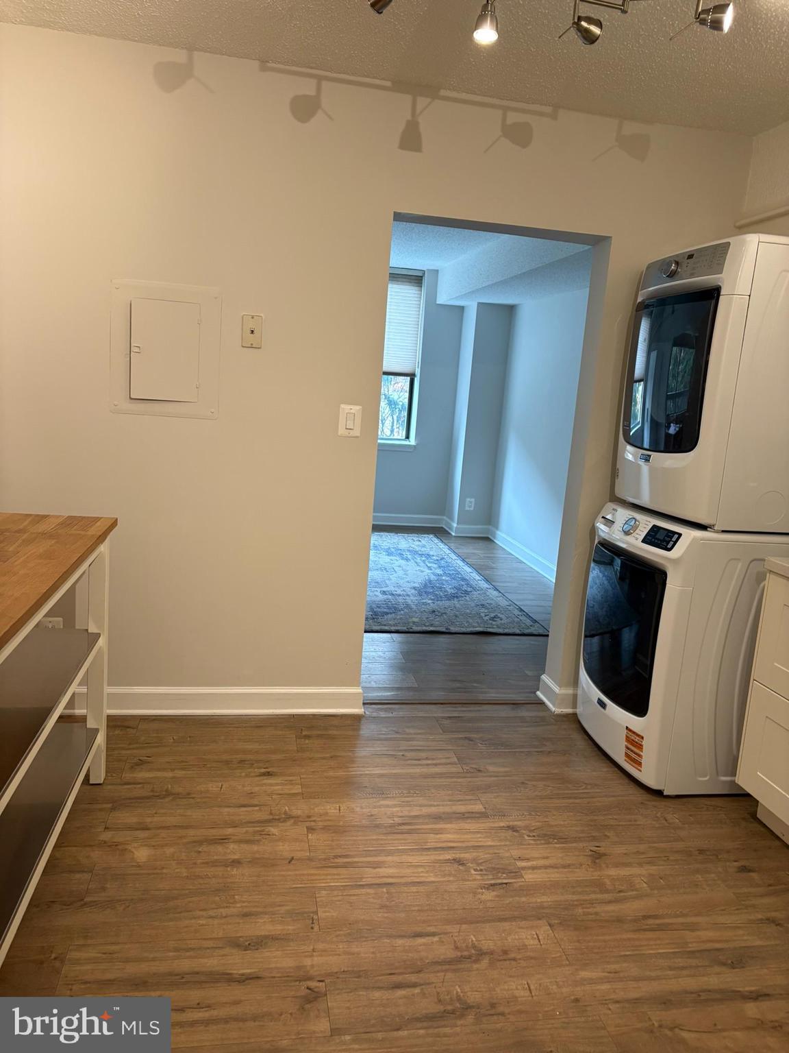 SKYLINE - Residential Lease