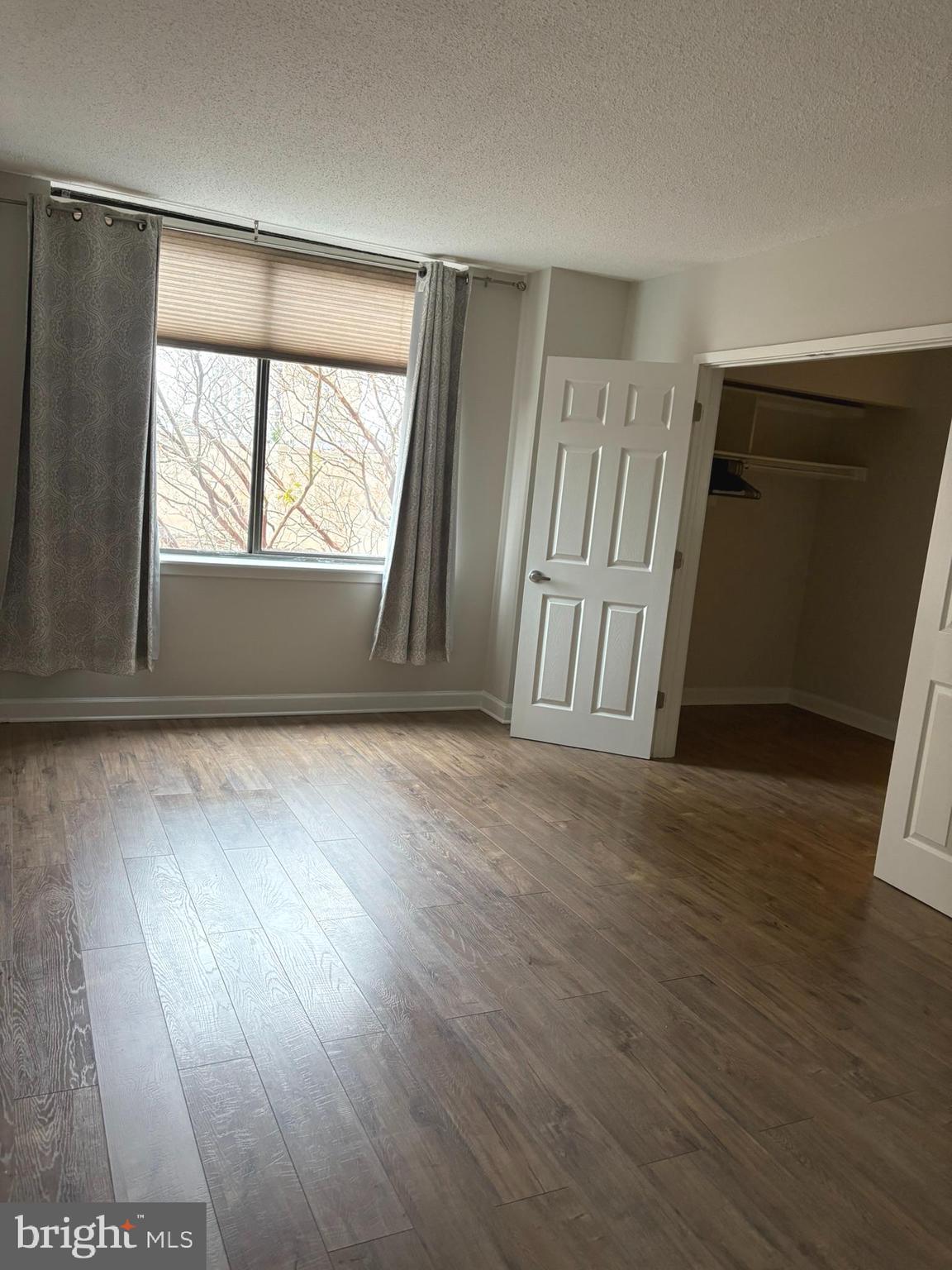 SKYLINE - Residential Lease