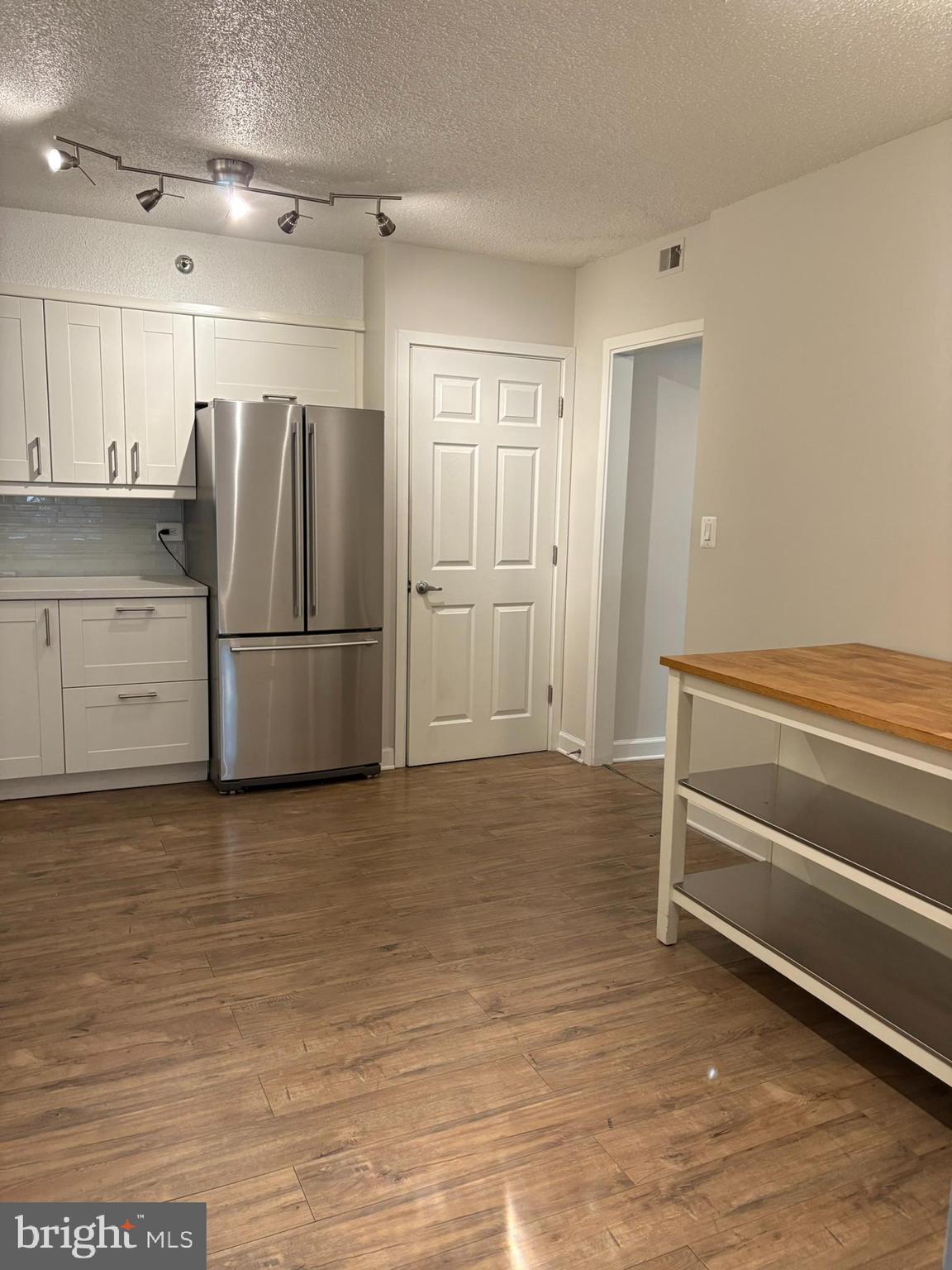 SKYLINE - Residential Lease