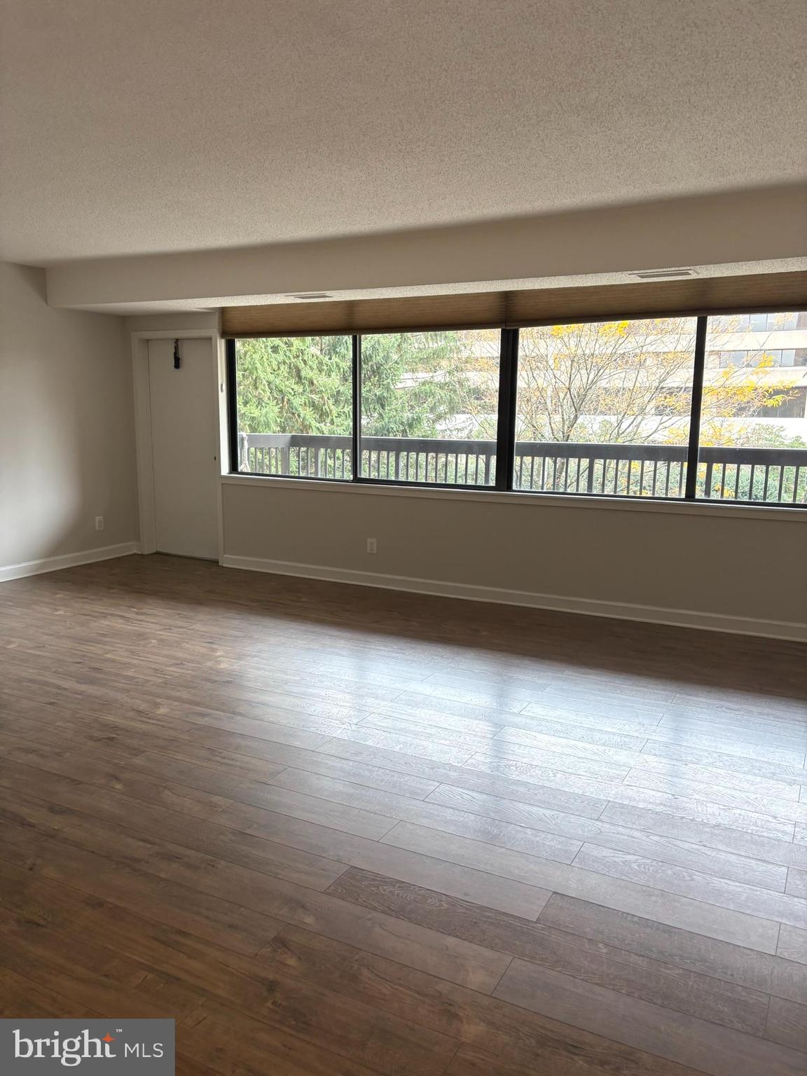 SKYLINE - Residential Lease