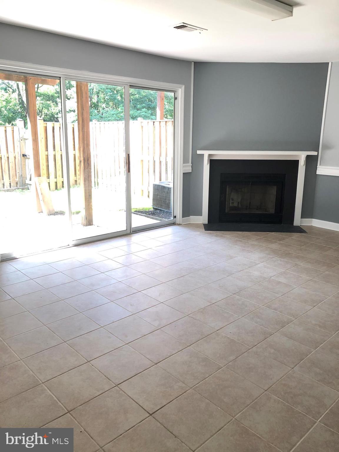 CENTER TERRACE - Residential