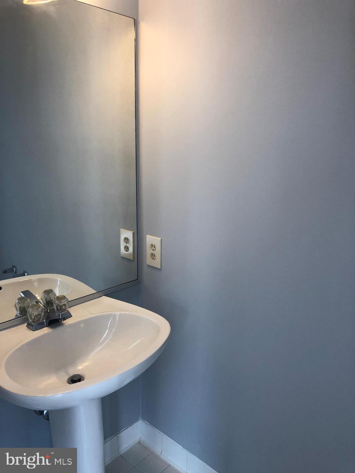 CENTER TERRACE - Residential