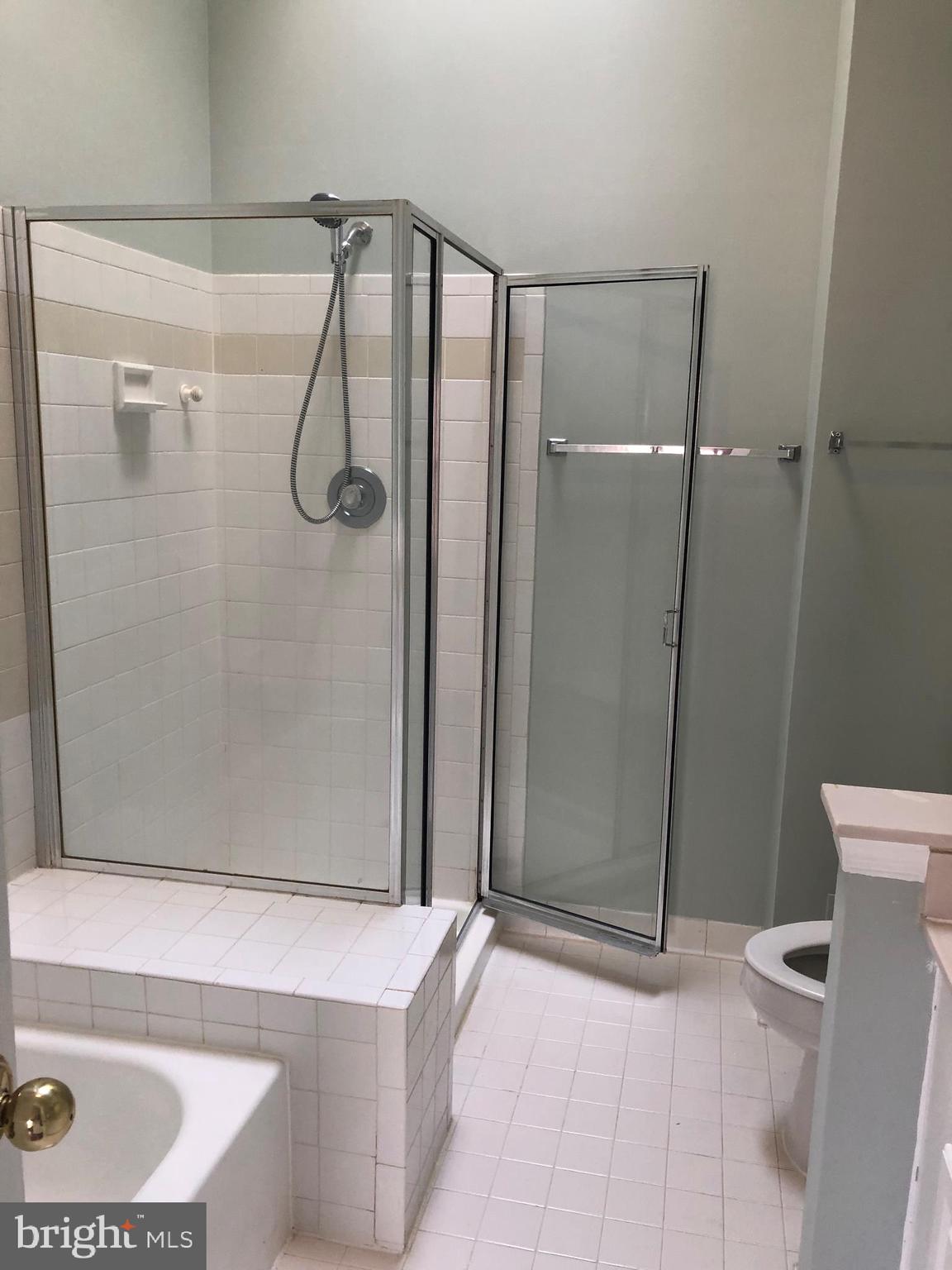 CENTER TERRACE - Residential