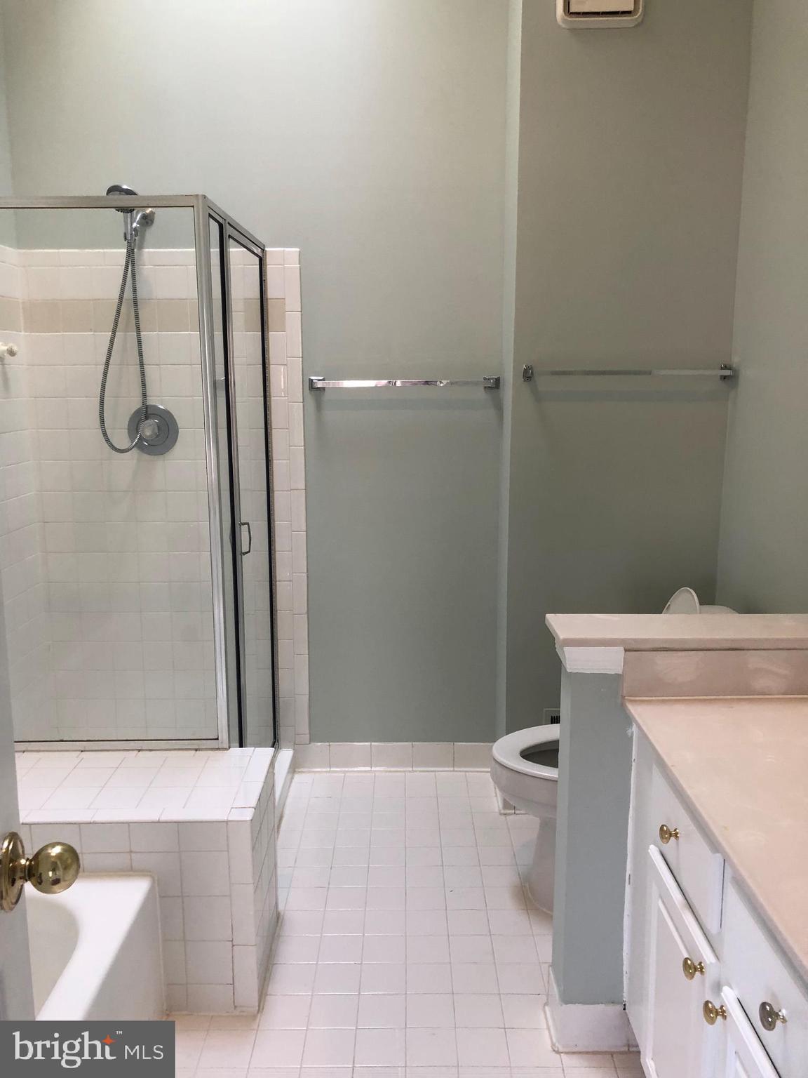 CENTER TERRACE - Residential