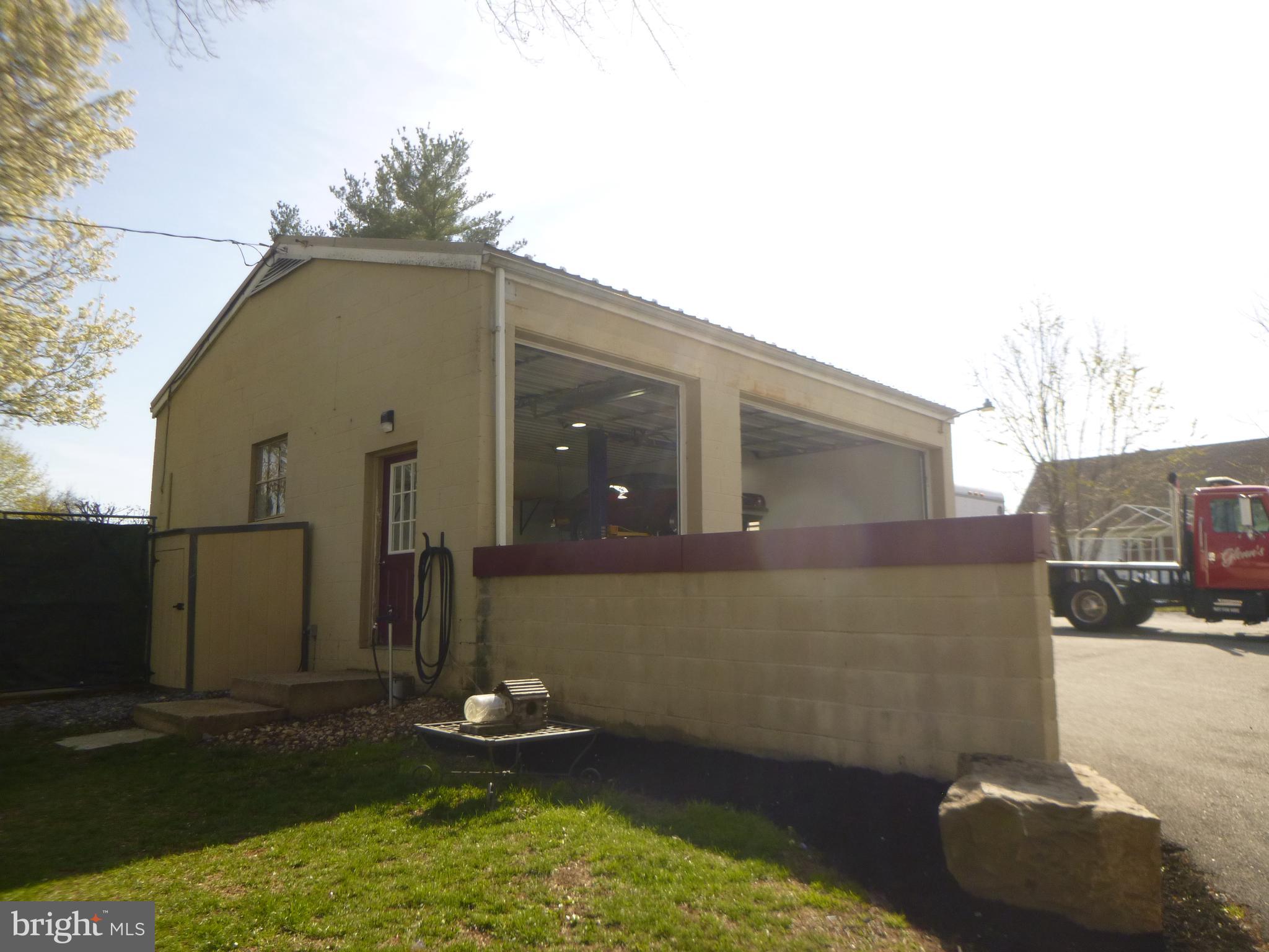 QUARRYVILLE BOROUGH - Residential