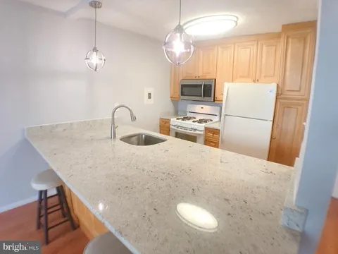 11801 Rockville Pike Unit 1215, Rockville, MD MLS: MDMC2169972