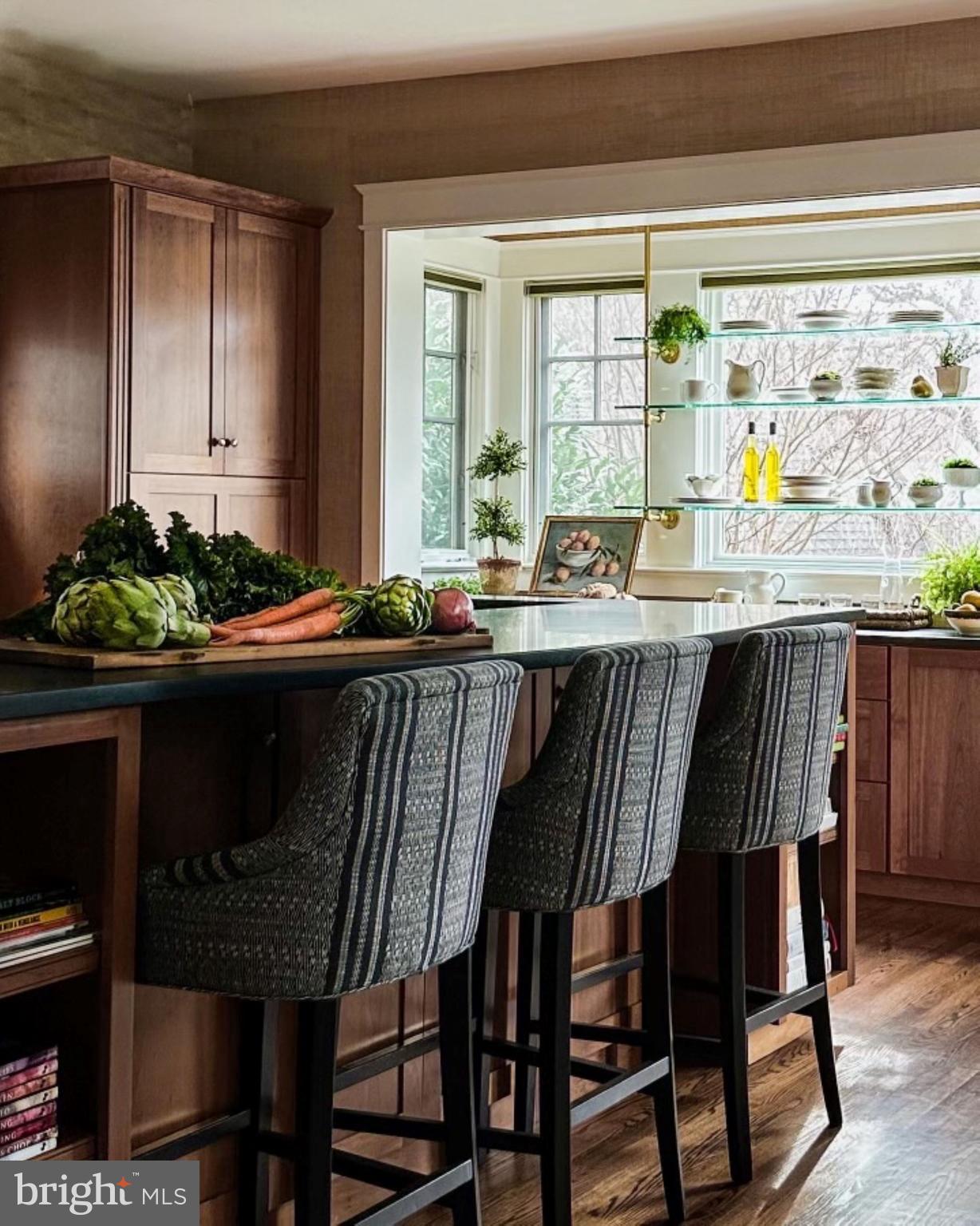 LYON VILLAGE - Residential