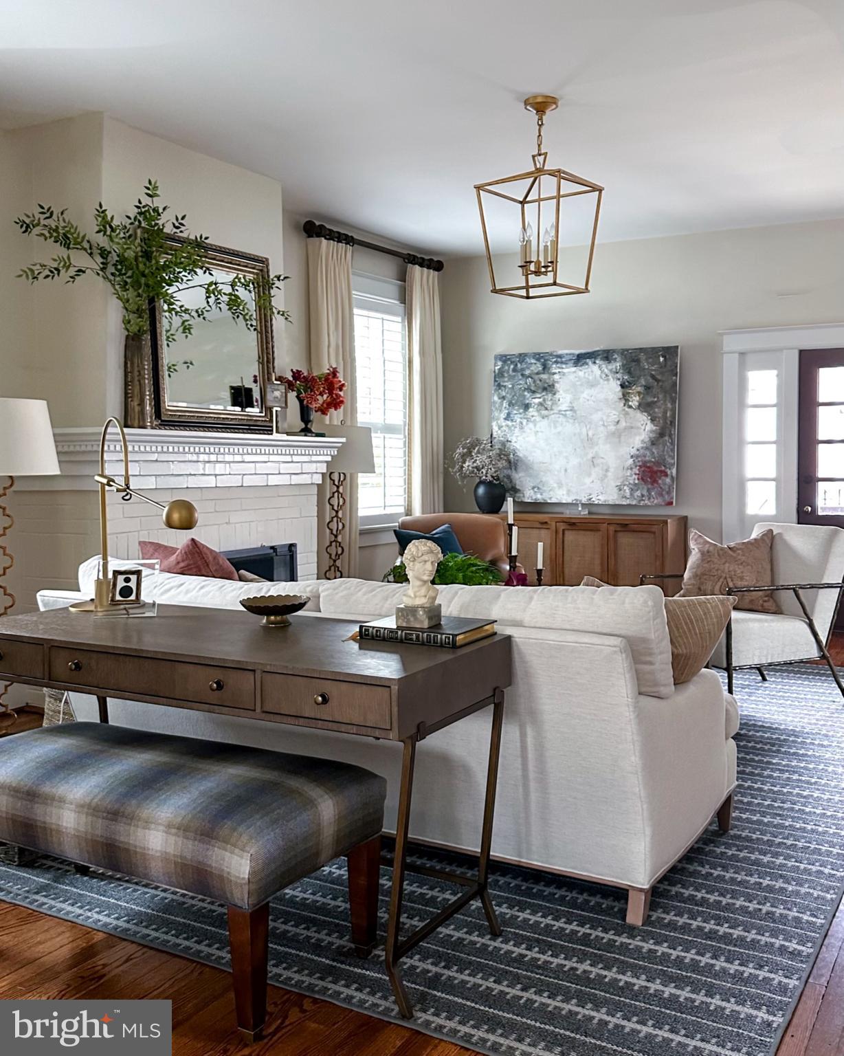 LYON VILLAGE - Residential