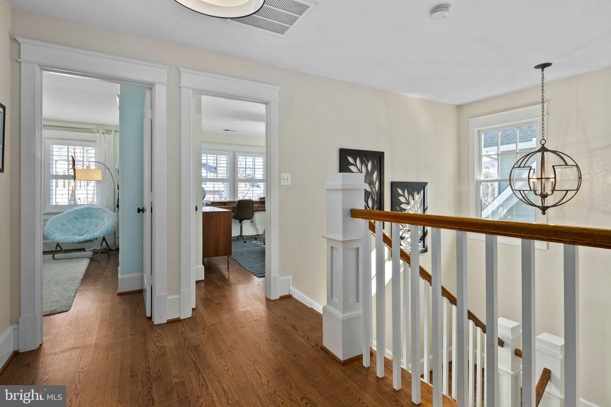 LYON VILLAGE - Residential