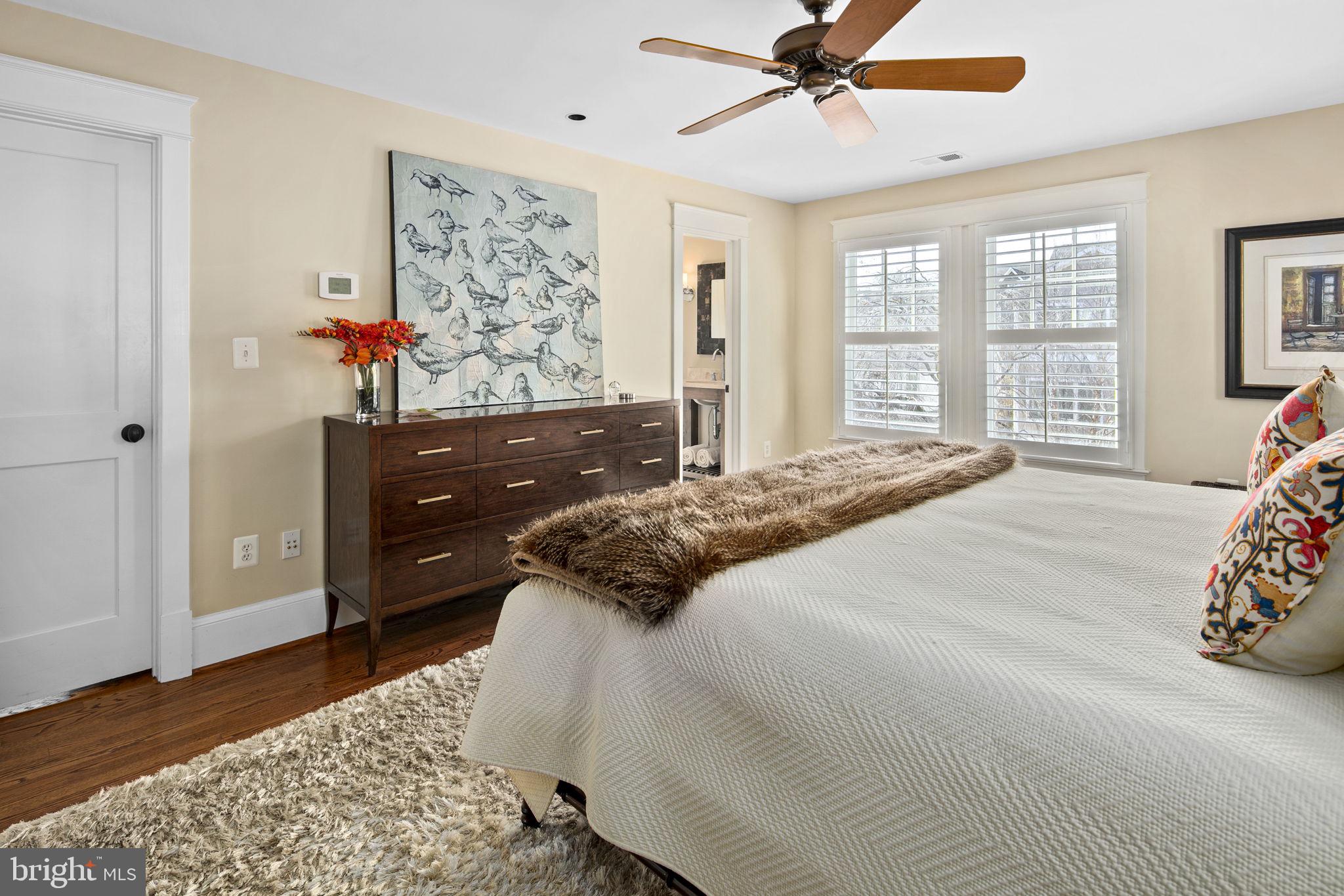 LYON VILLAGE - Residential