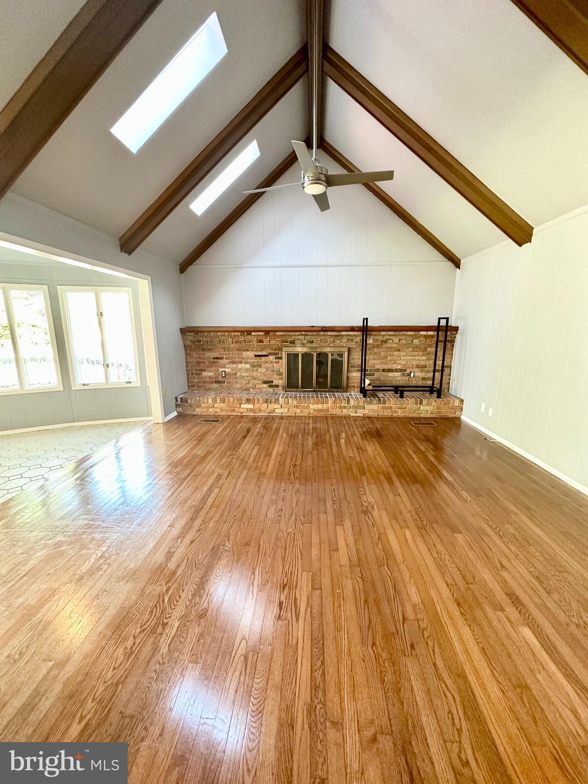 TANTALLON ON THE POTOMAC - Residential Lease