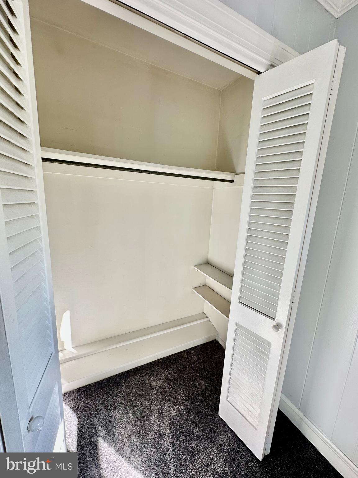 TANTALLON ON THE POTOMAC - Residential Lease