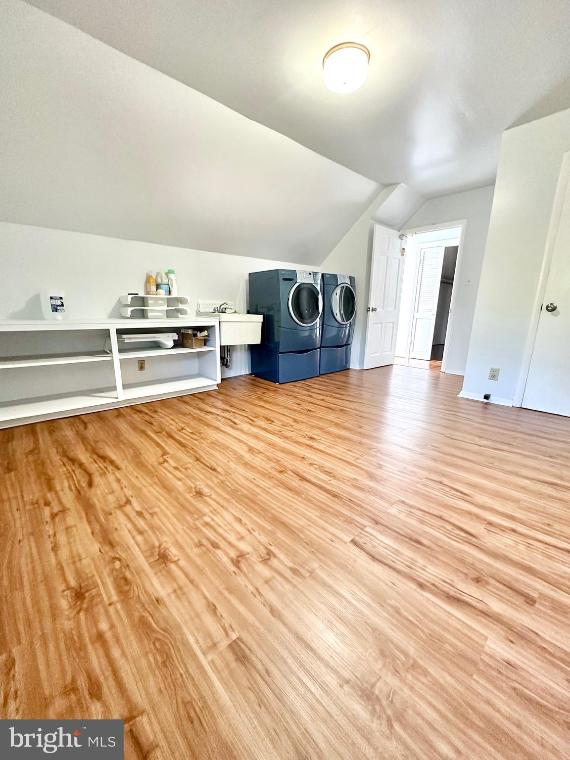 TANTALLON ON THE POTOMAC - Residential Lease