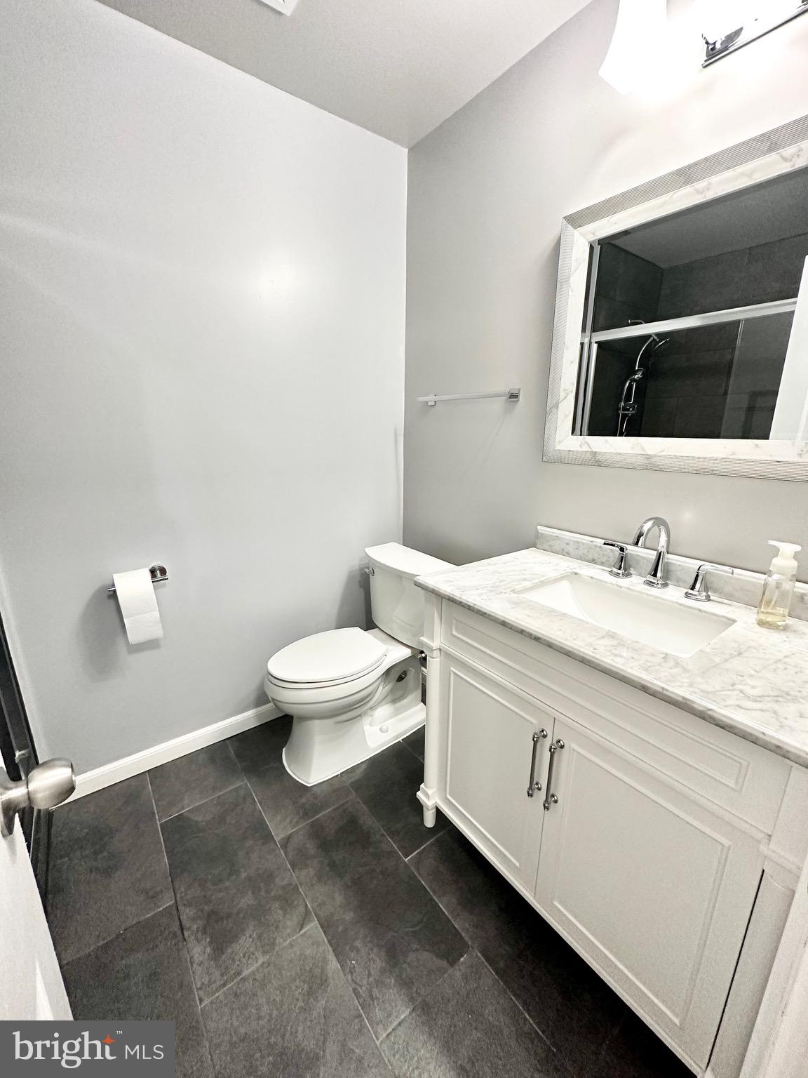 TANTALLON ON THE POTOMAC - Residential Lease