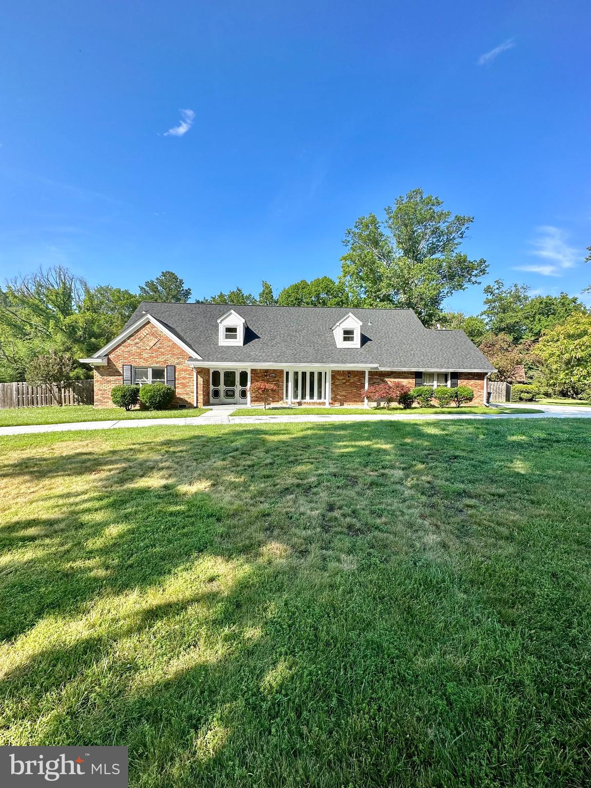 TANTALLON ON THE POTOMAC - Residential Lease