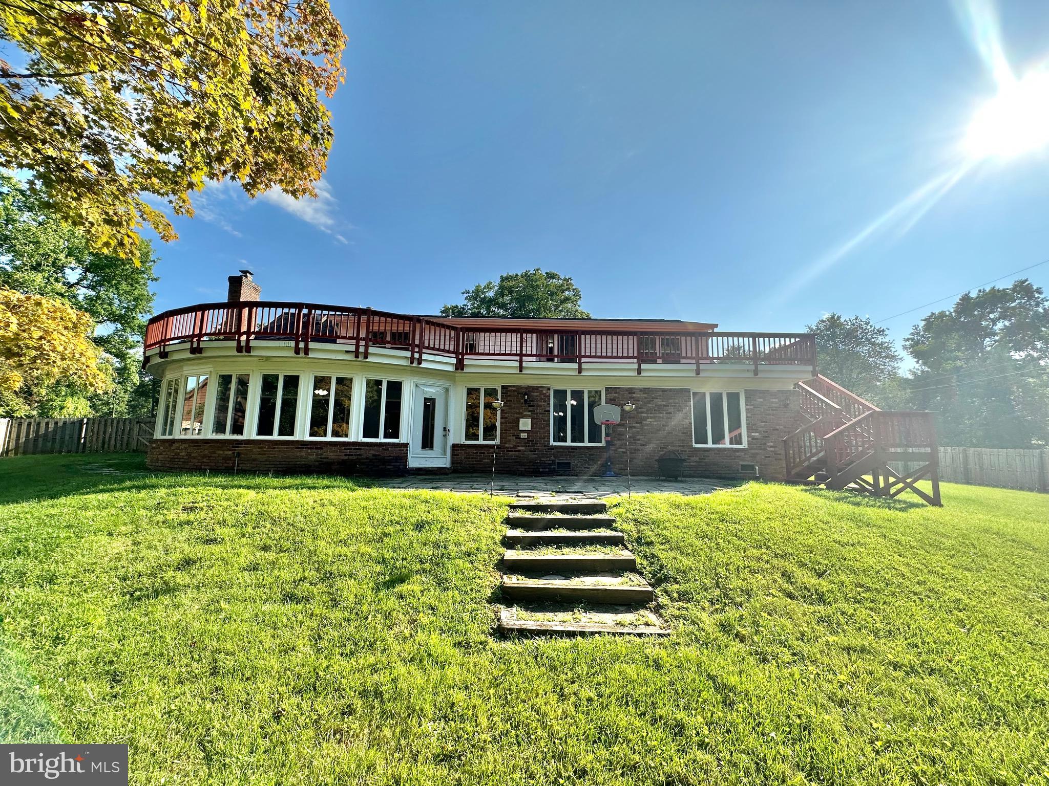 TANTALLON ON THE POTOMAC - Residential Lease