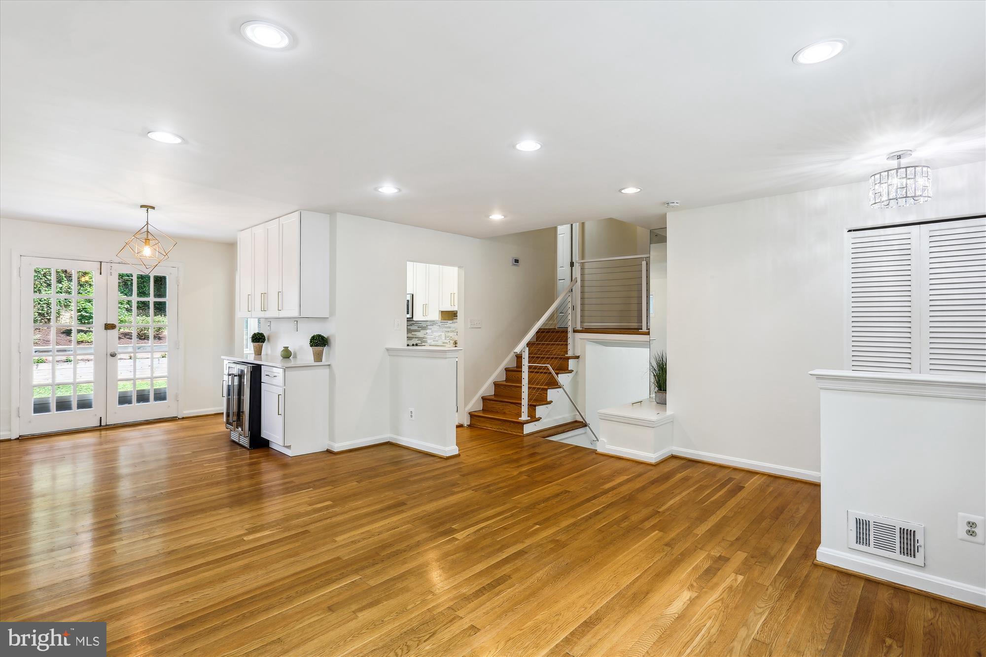 CARROLL KNOLLS - Residential