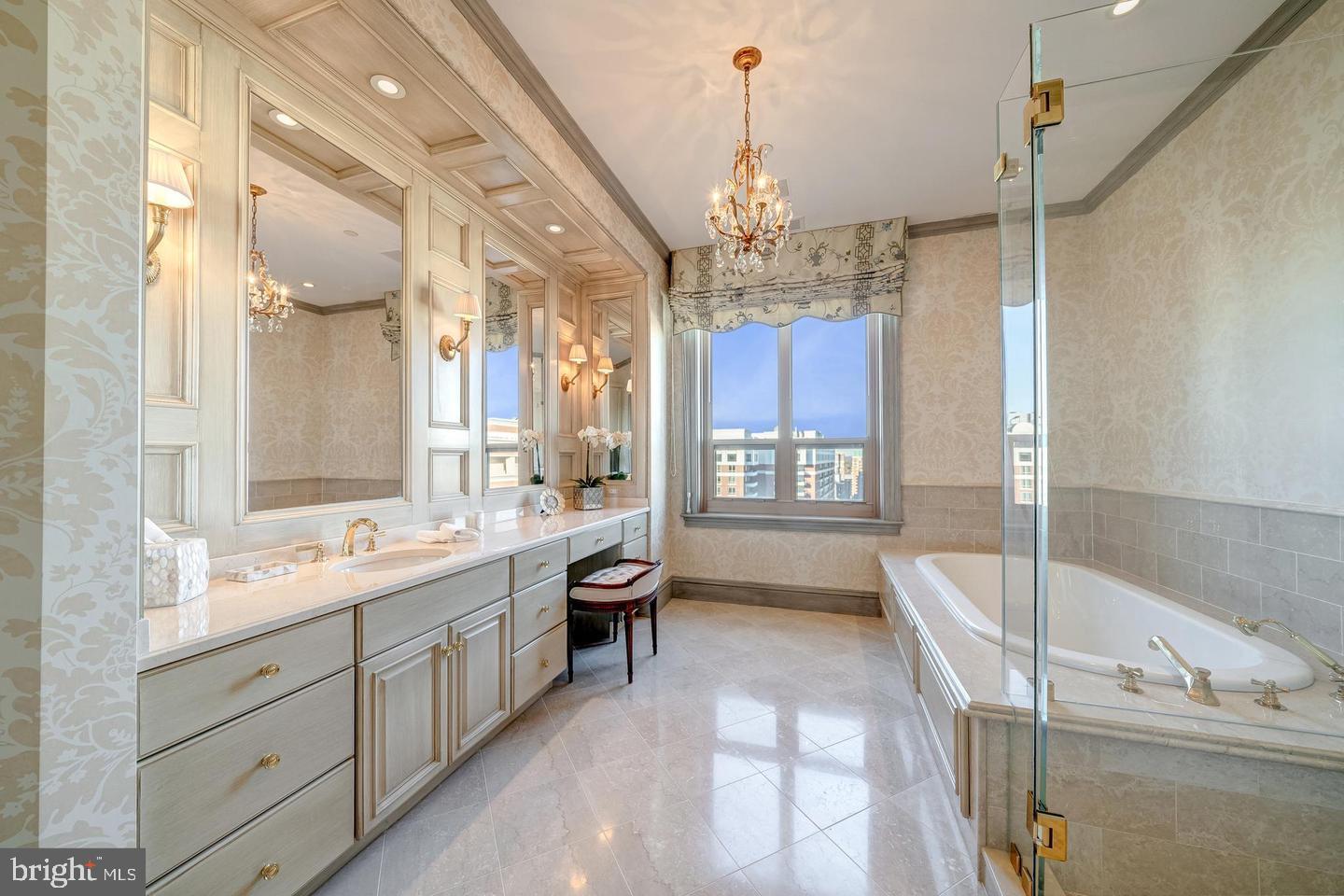 BALLSTON - Residential