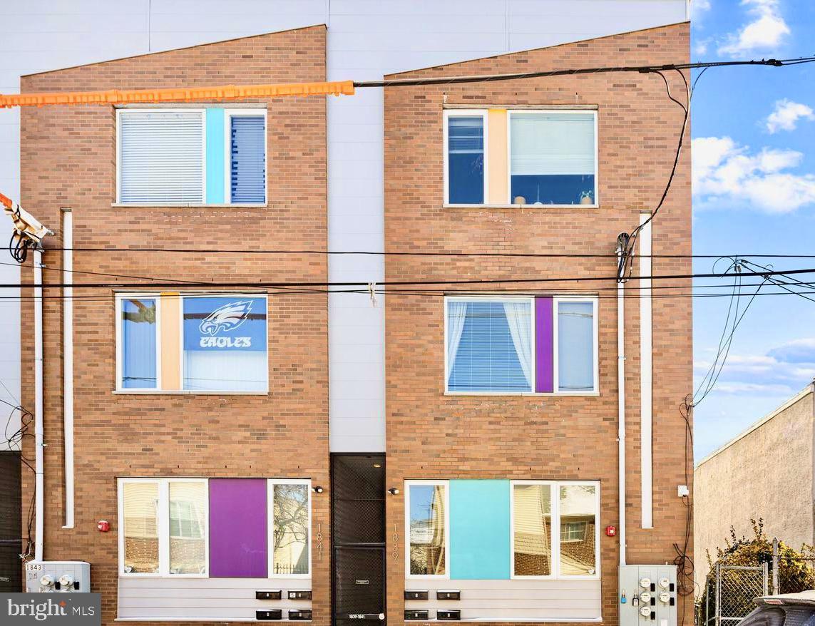 OLDE KENSINGTON - Residential Lease