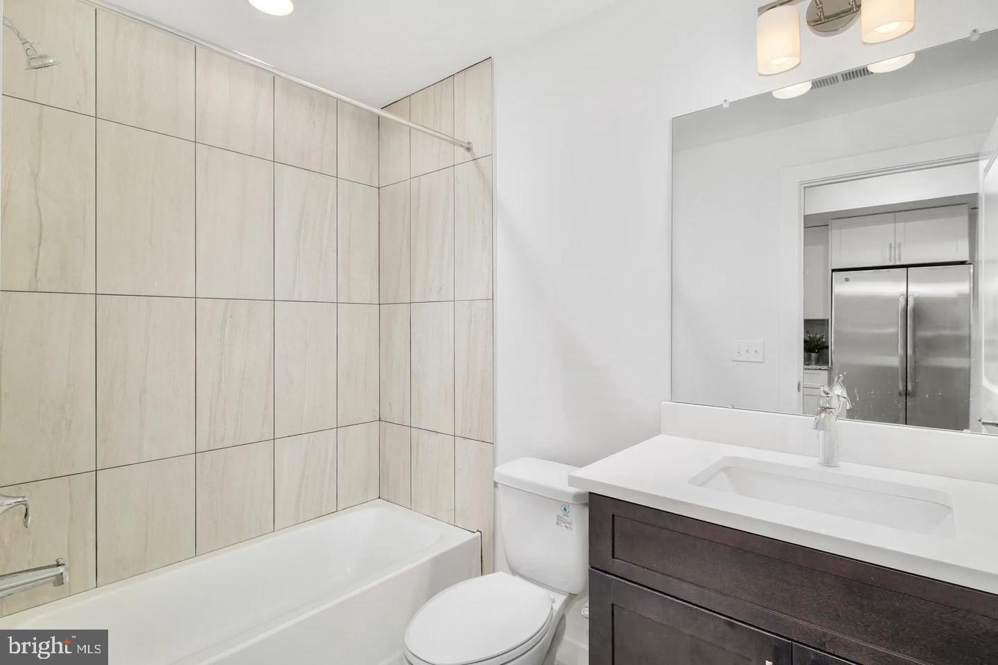 OLDE KENSINGTON - Residential Lease