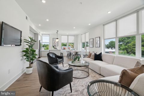 Condo For Rent - 139 W Chelten Avenue #311<br/> PHILADELPHIA, PA 19144