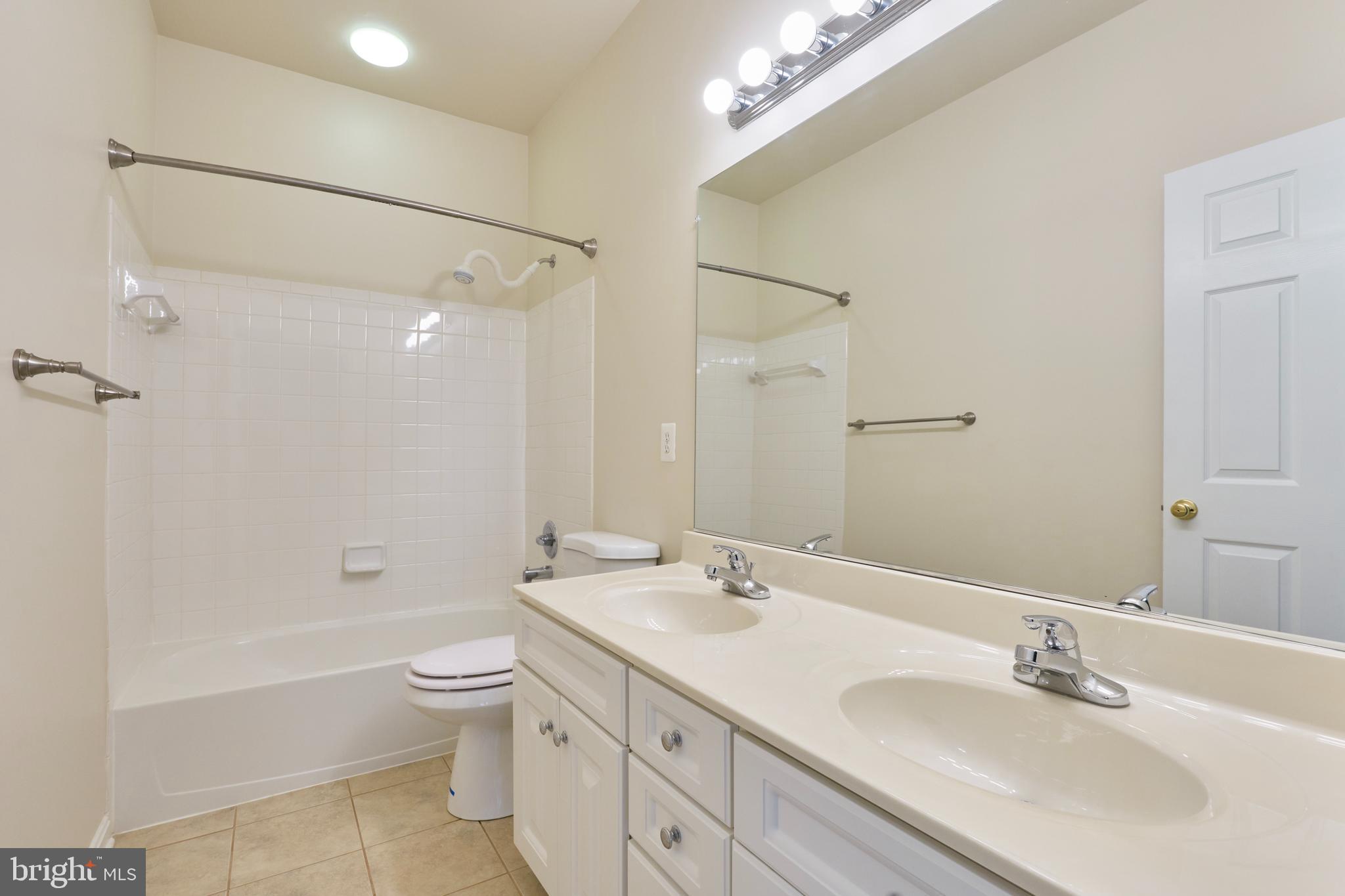 LANIER FARMS - Residential