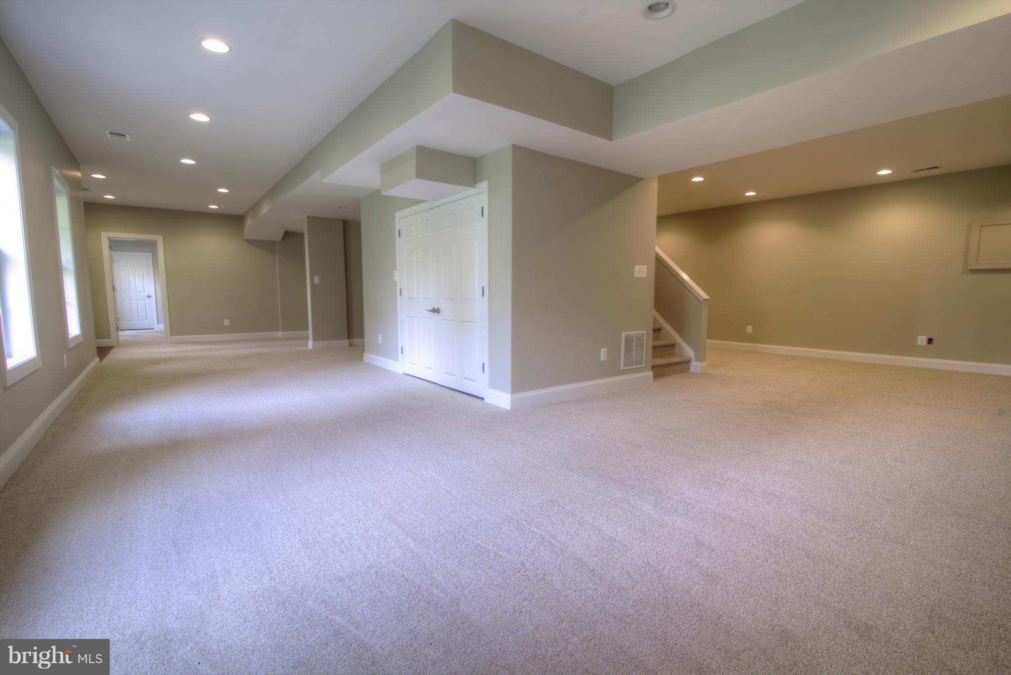 STONELEIGH - Residential