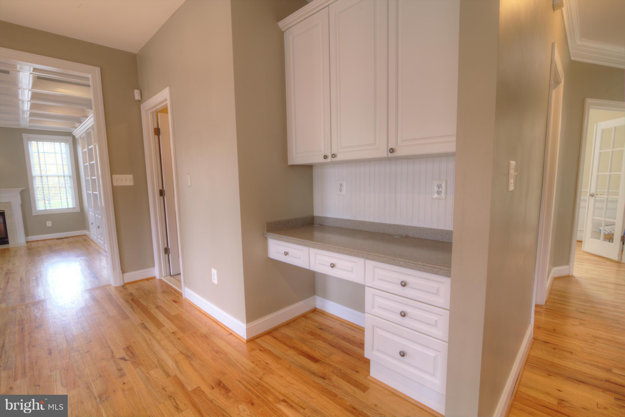 STONELEIGH - Residential