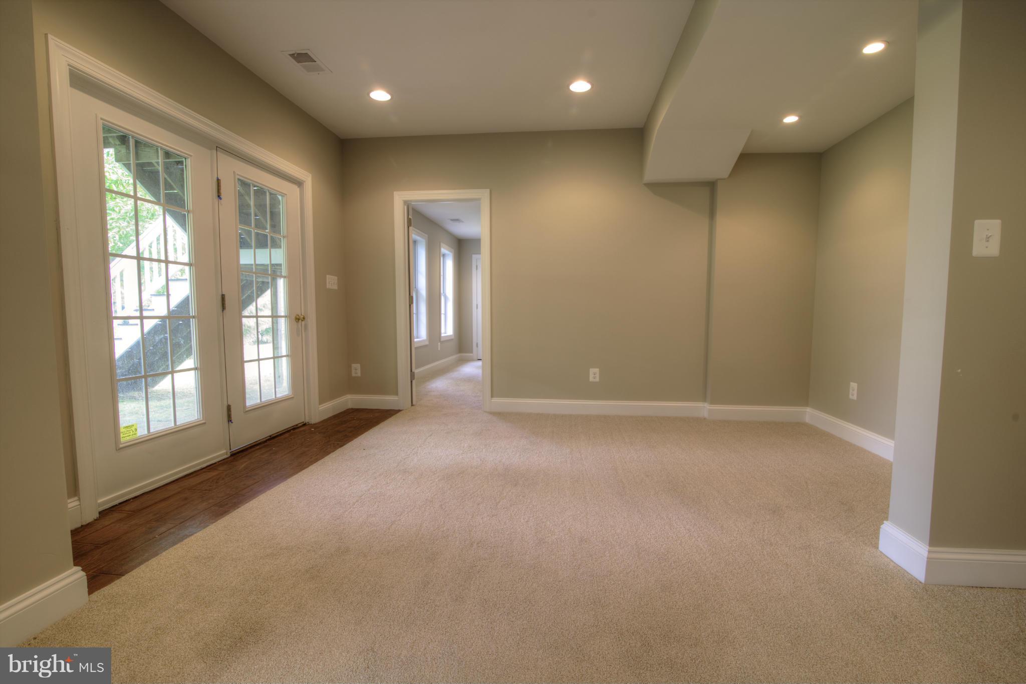 STONELEIGH - Residential