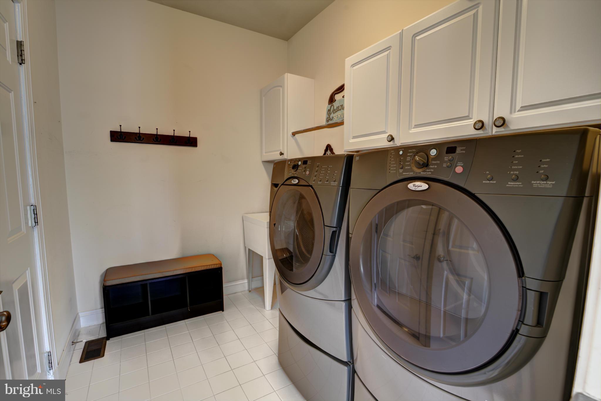 STONELEIGH - Residential