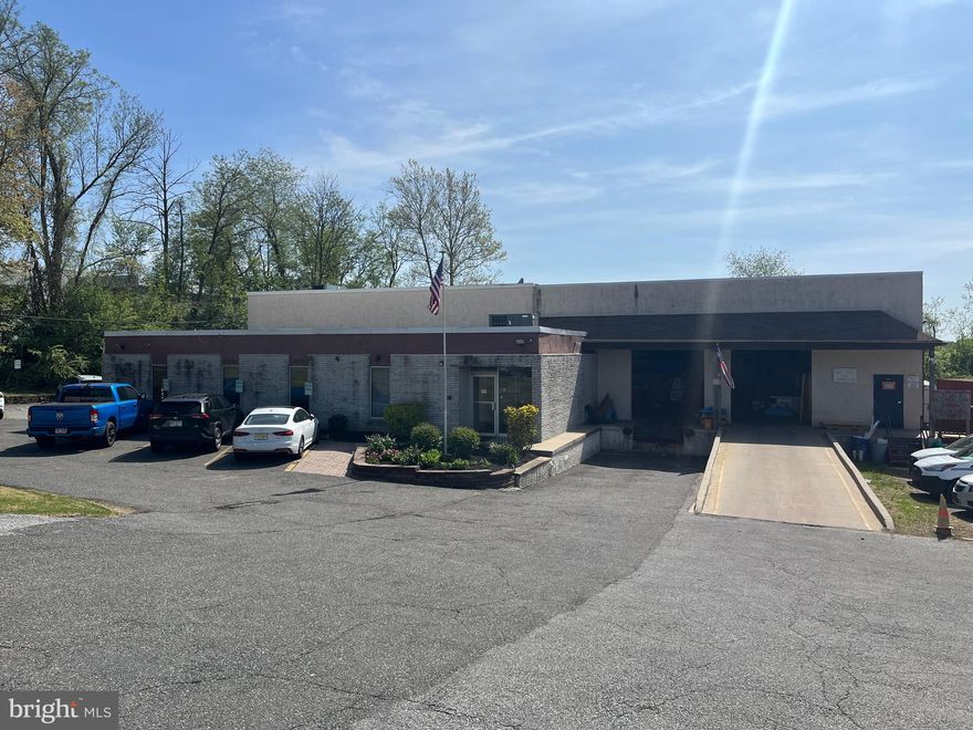 Floorplans, zoning uses and brochure are attached to listing. Tenant lease expires 9/30/25. A buyer may elect to purchase sooner and collect the rent in the meantime, then rent it out or use it starting 10/1/25. Large building combining office and warehouse space. Approximately 8500 sf of warehouse in two sections, with nine-foot opening between. Loading dock and drive-in door in front, second drive-in door on side. Clear height 15' 10". No columns. 3-phase power. Aston Township LI (Limited Industrial) zoning (code attached). Part of office may be converted to warehouse if desired. 30+ parking. Main roof redone five years ago; remainder of roof redone 10 years ago. Two stories of office adjacent to warehouse, plus additional office space below warehouse with separate entrance. Six bathrooms total. Kitchen.