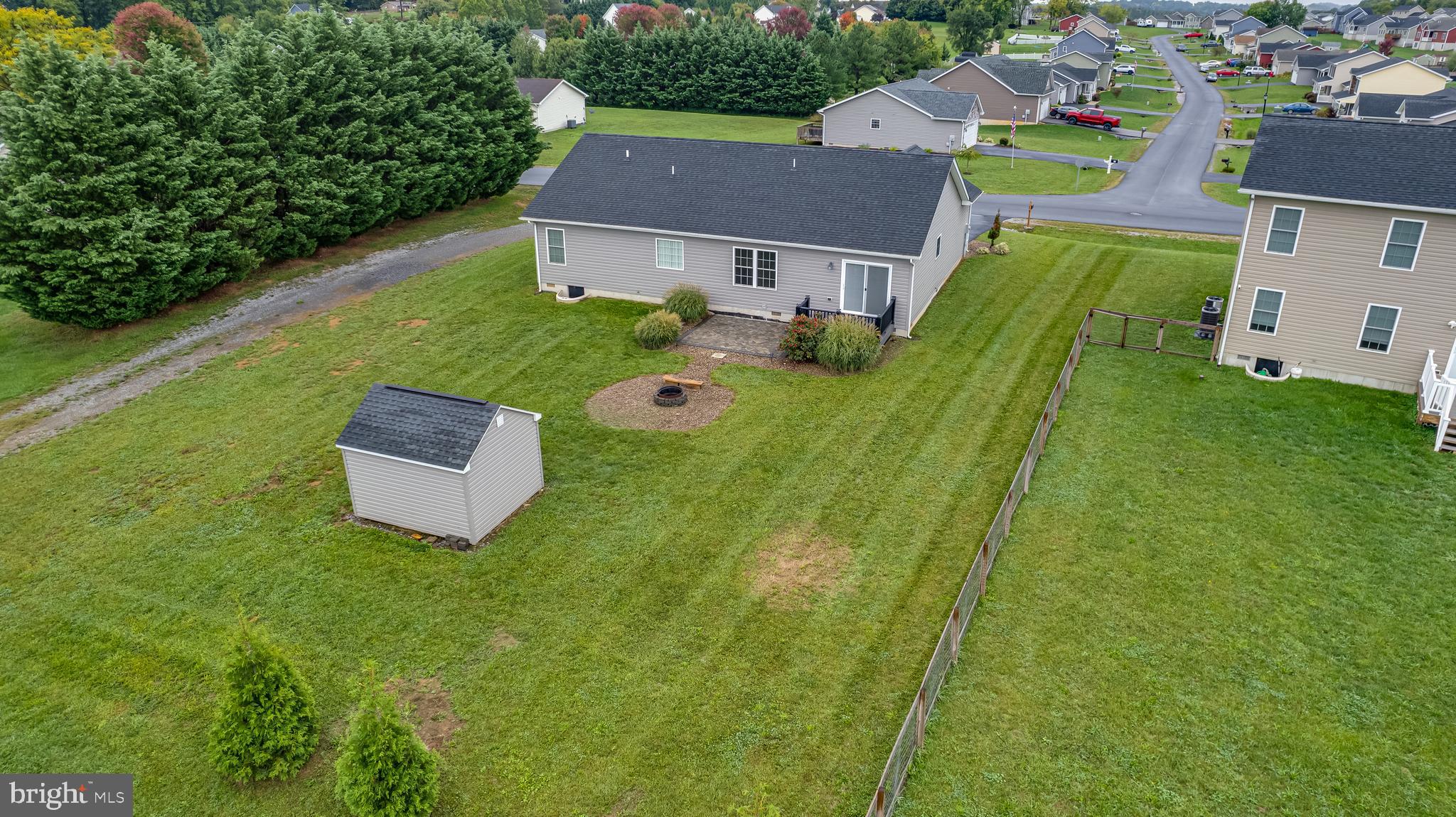 PEBBLE RIDGE - Residential