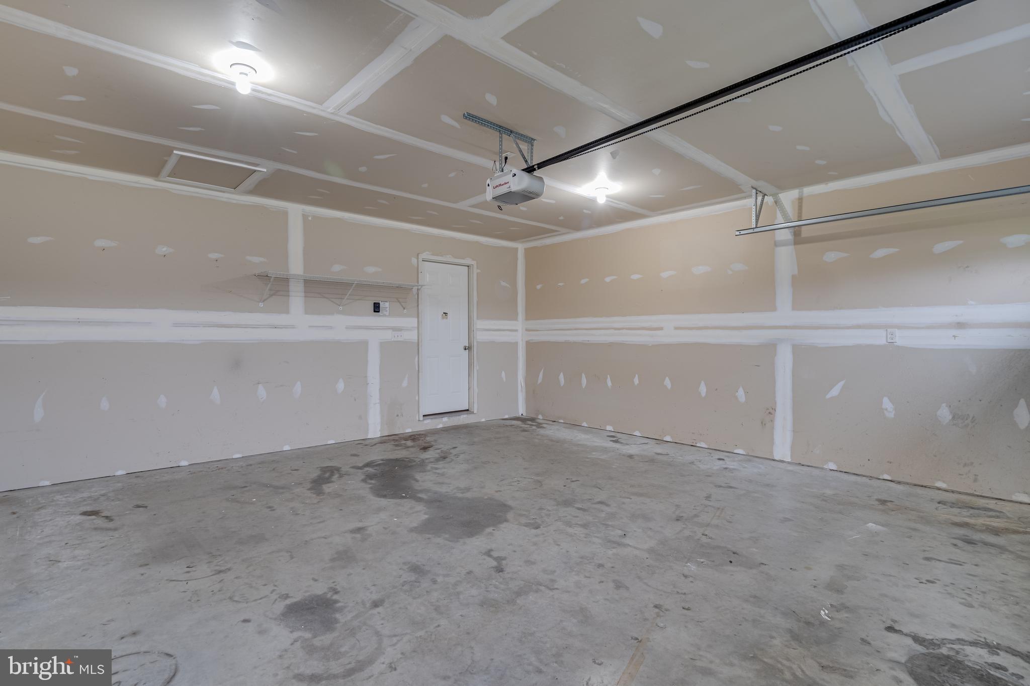 PEBBLE RIDGE - Residential