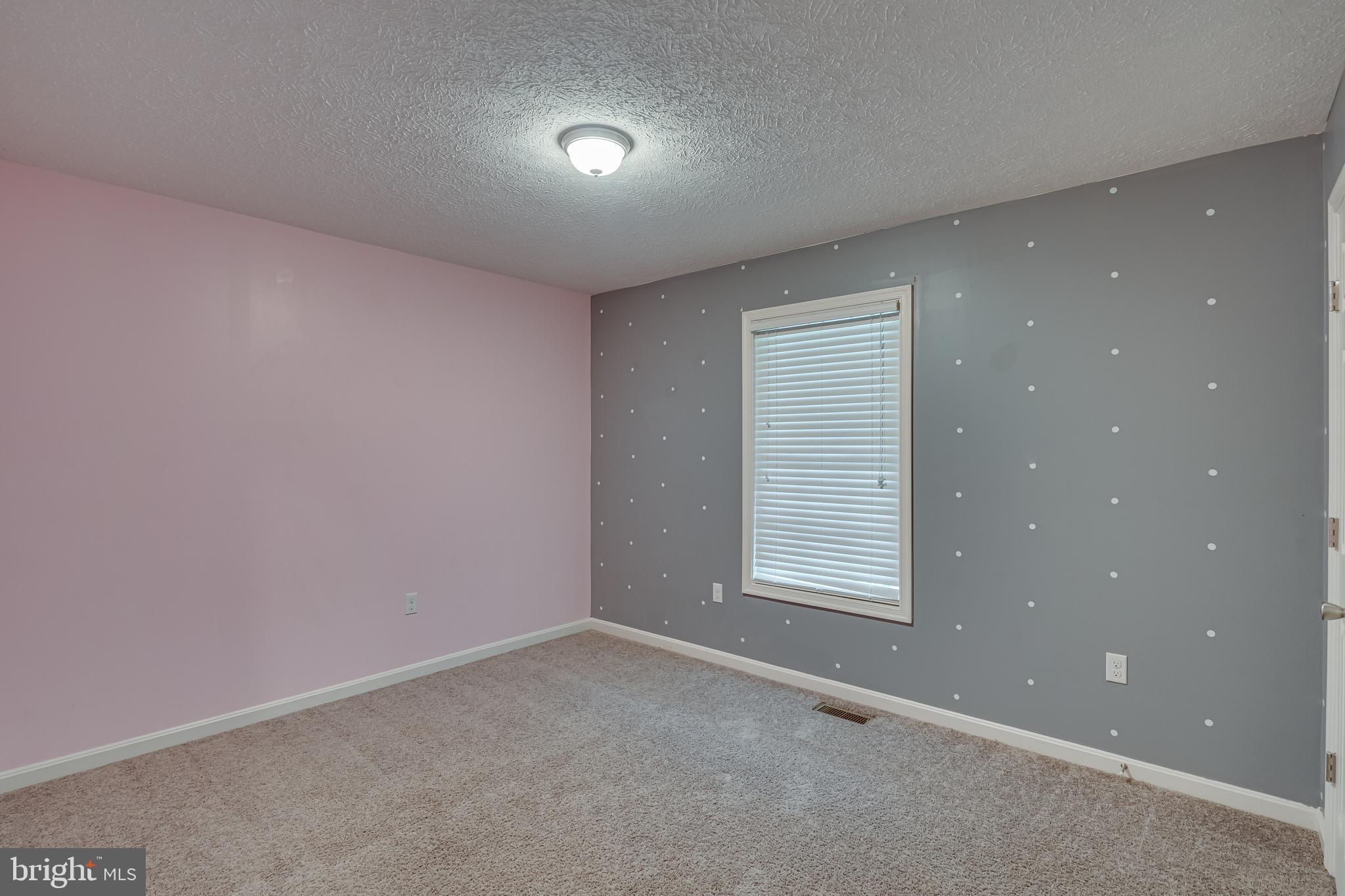 PEBBLE RIDGE - Residential