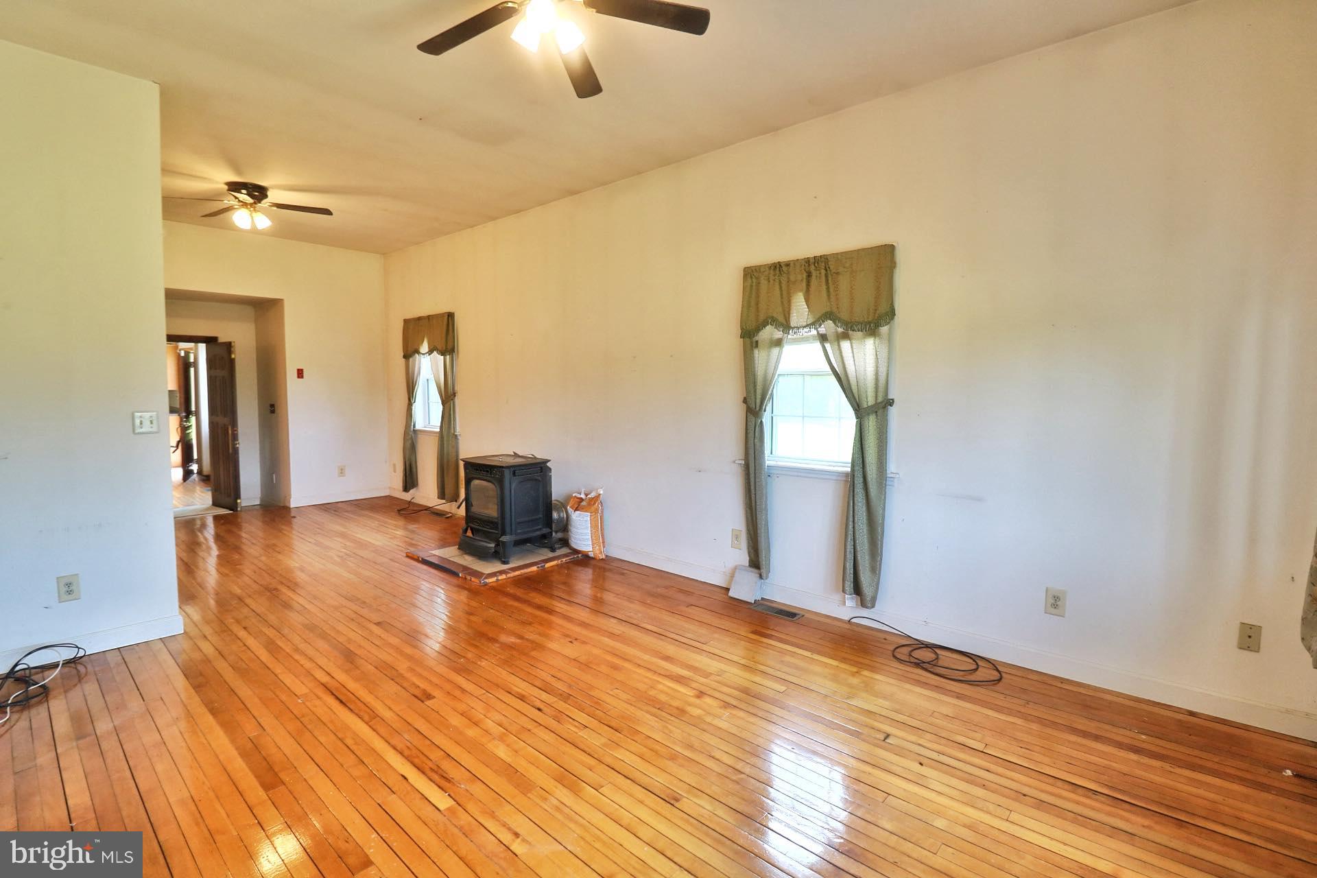 GRANTSVILLE - Residential