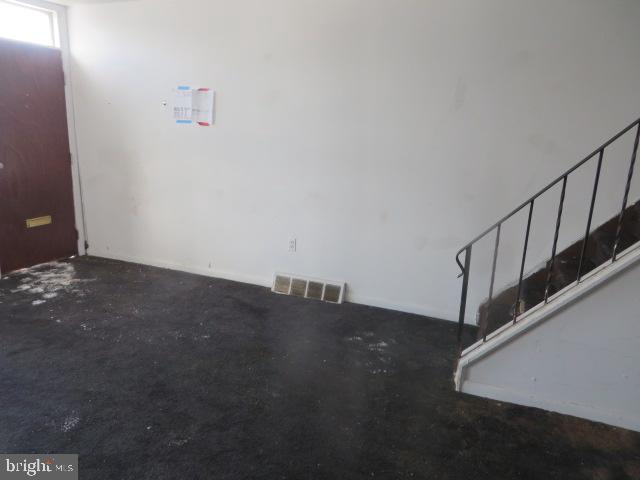 KENSINGTON - Residential