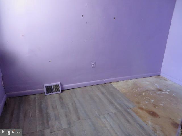 KENSINGTON - Residential