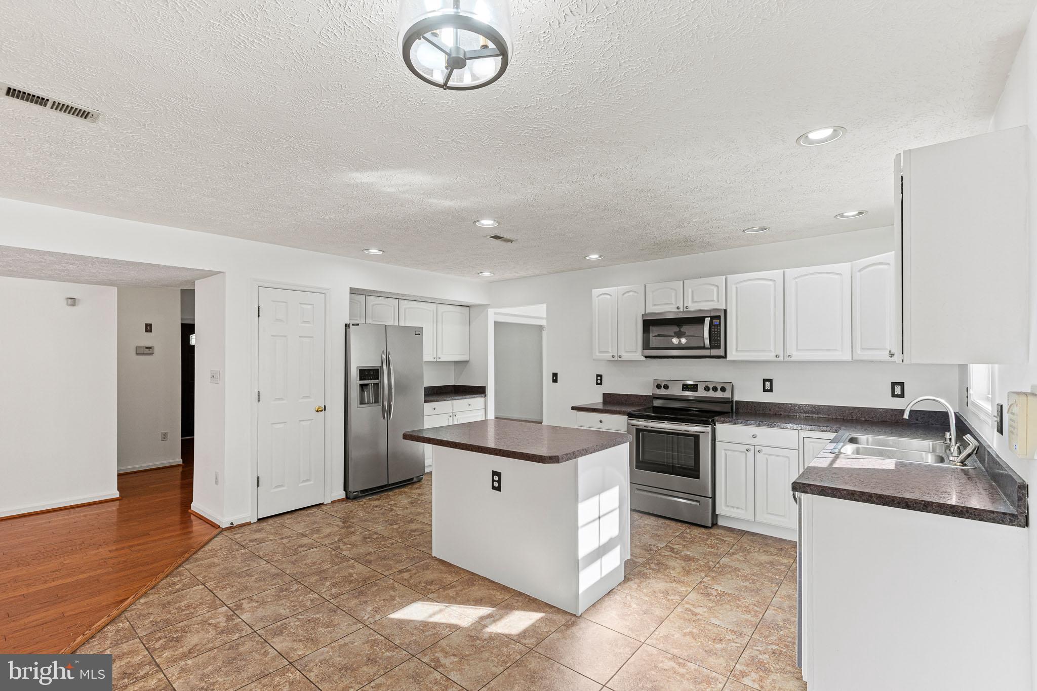 GREENBRIER - Residential