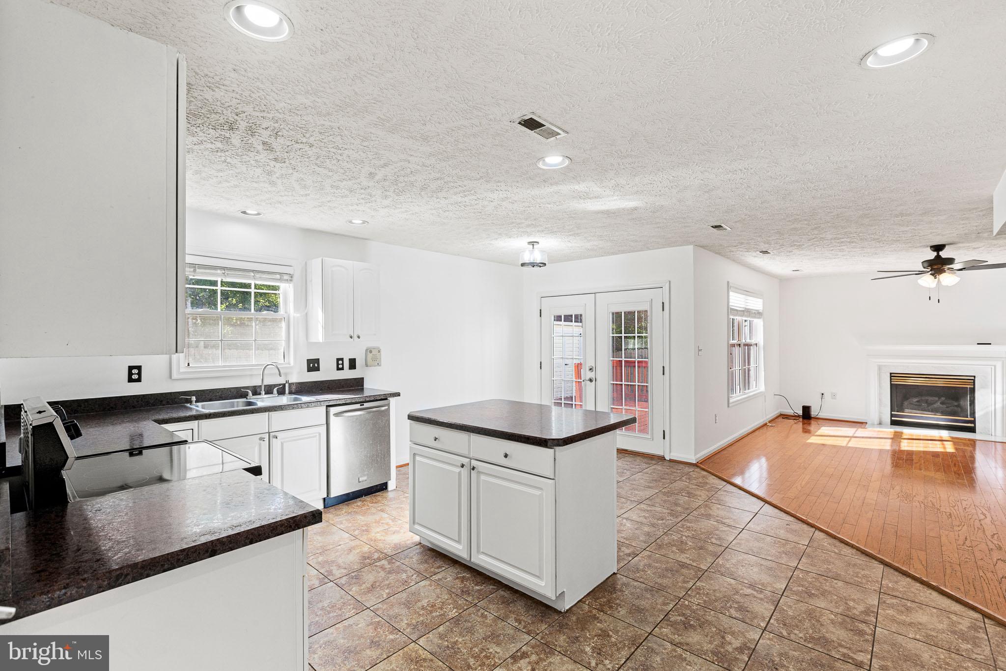 GREENBRIER - Residential