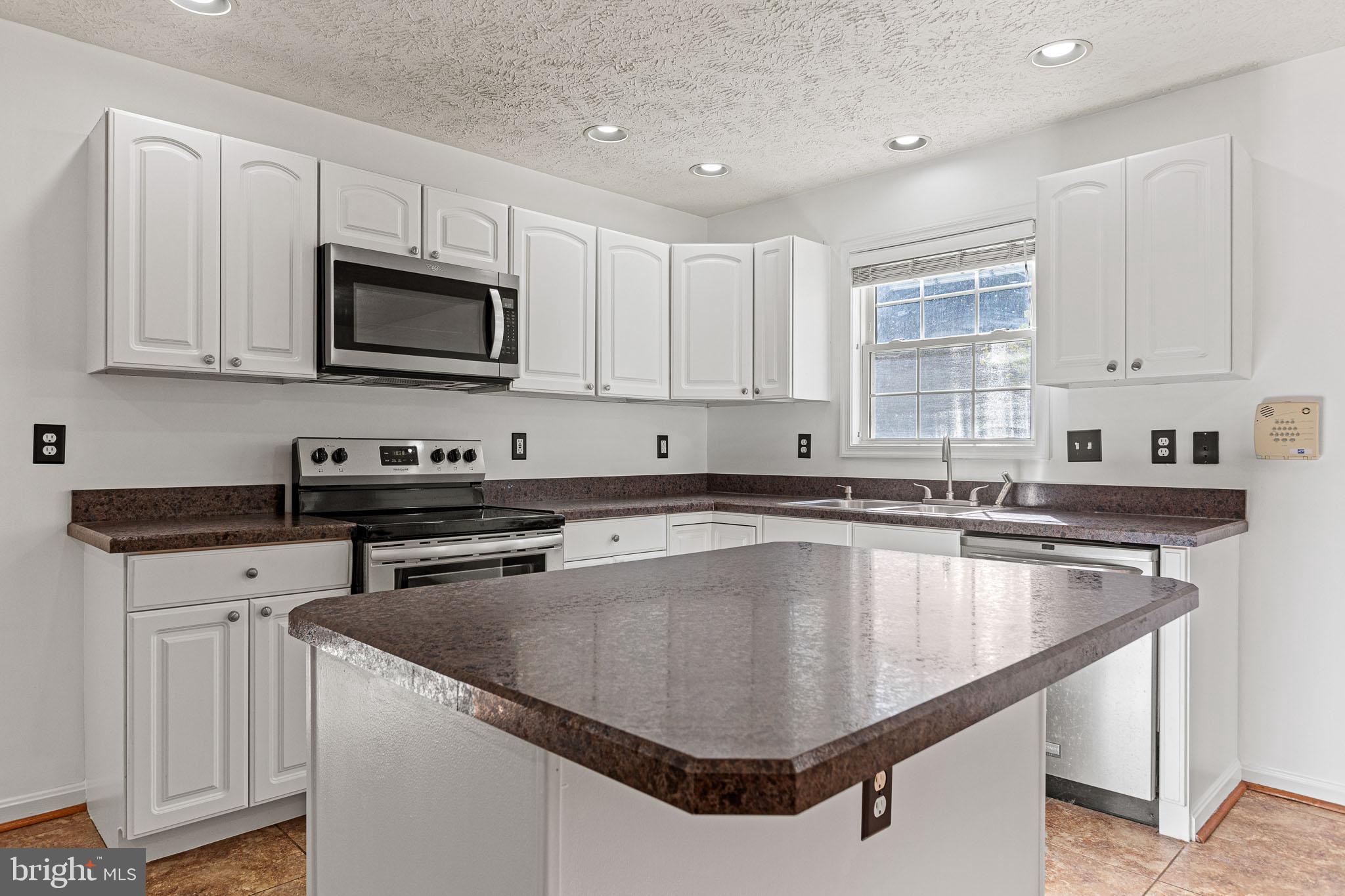 GREENBRIER - Residential