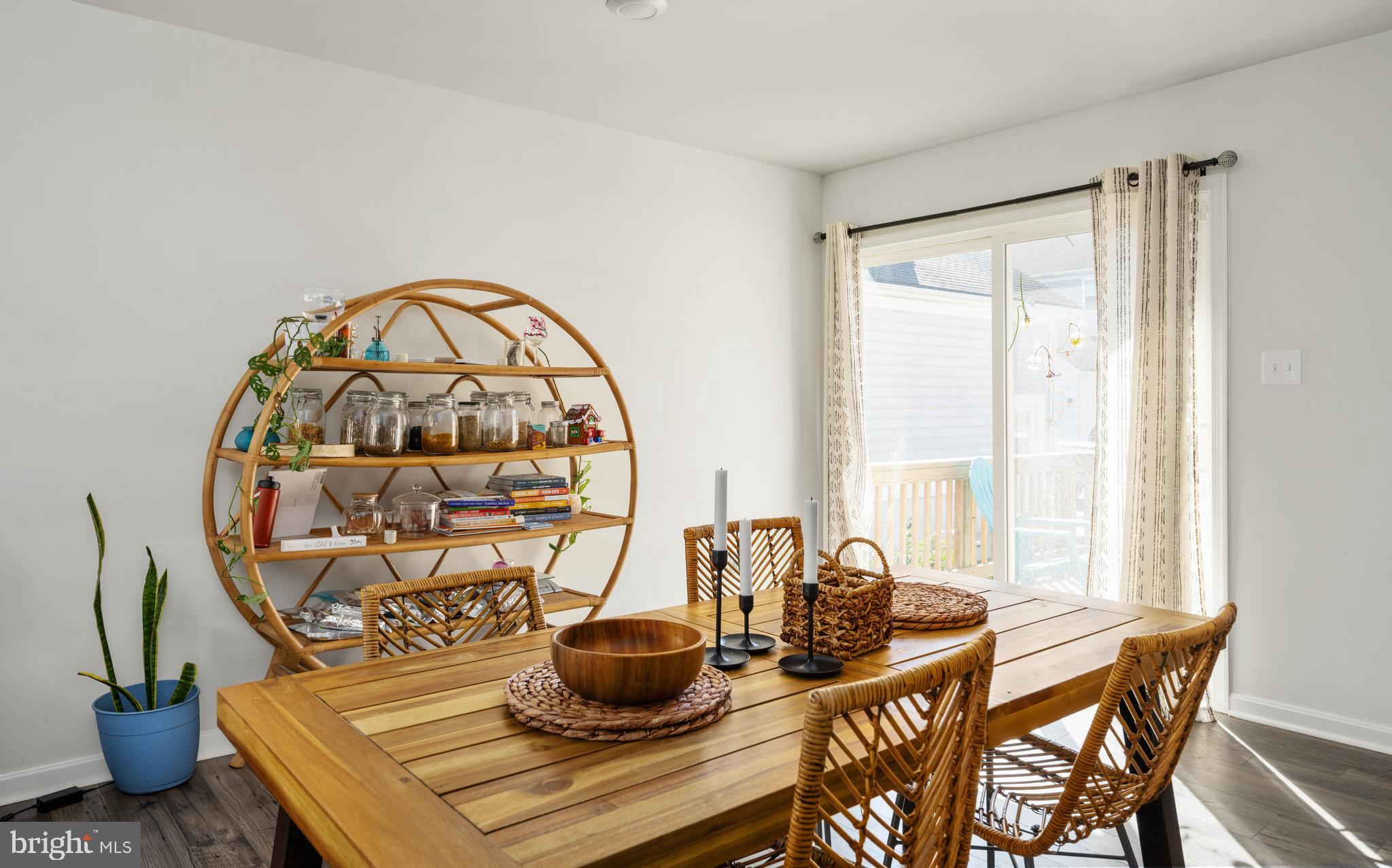 LADYSMITH VILLAGE - Residential