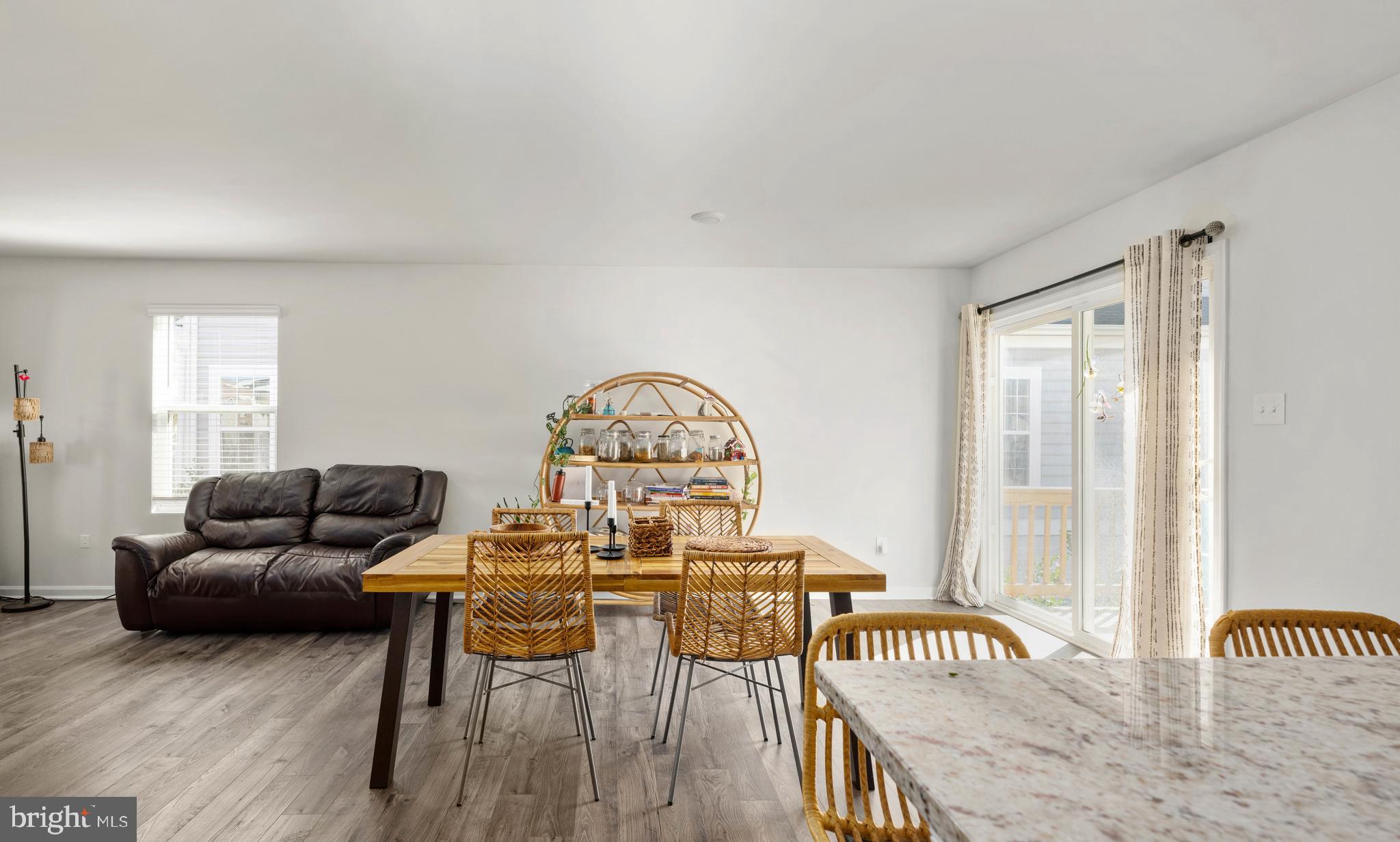 LADYSMITH VILLAGE - Residential