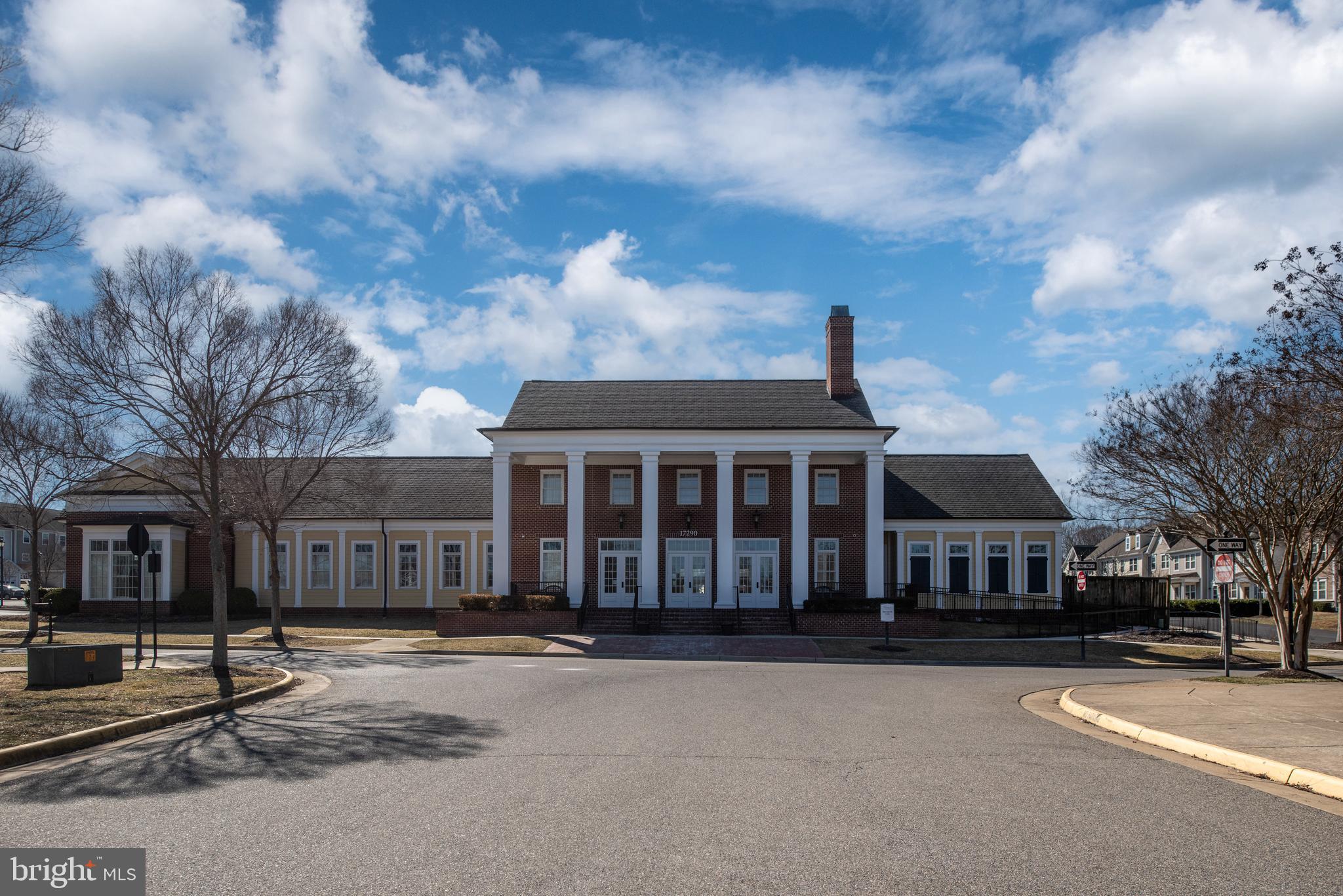 LADYSMITH VILLAGE - Residential