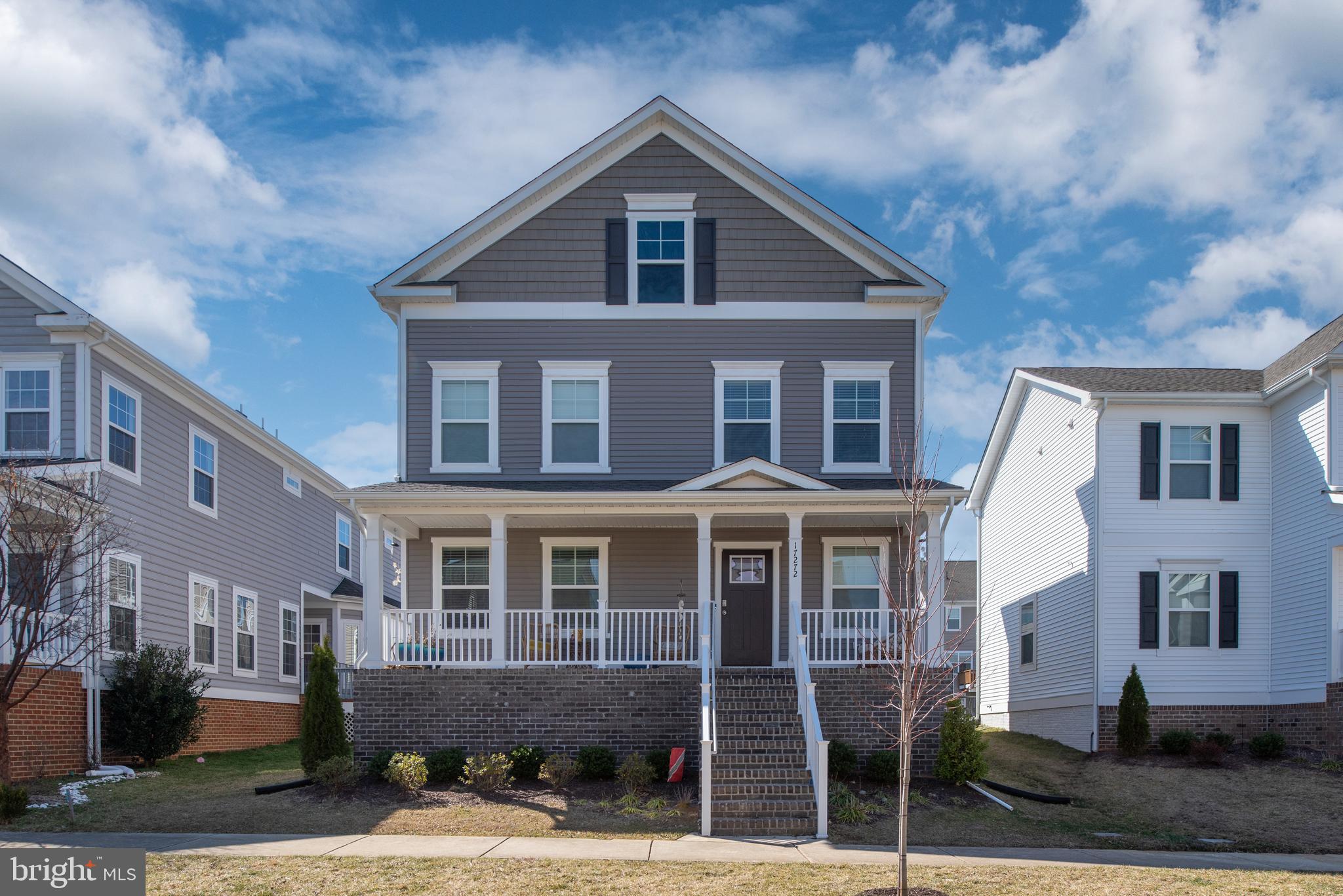 LADYSMITH VILLAGE - Residential