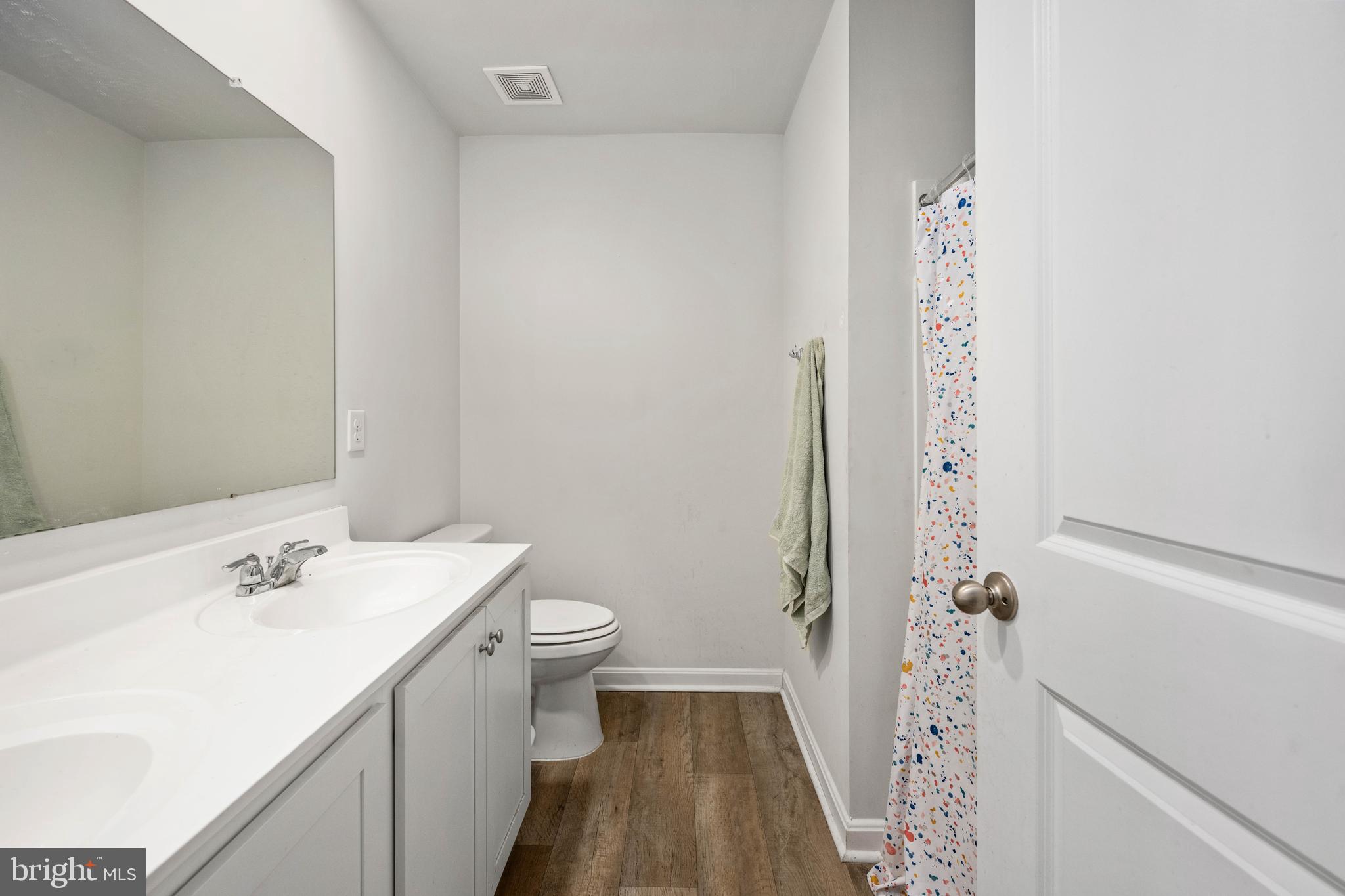 LADYSMITH VILLAGE - Residential