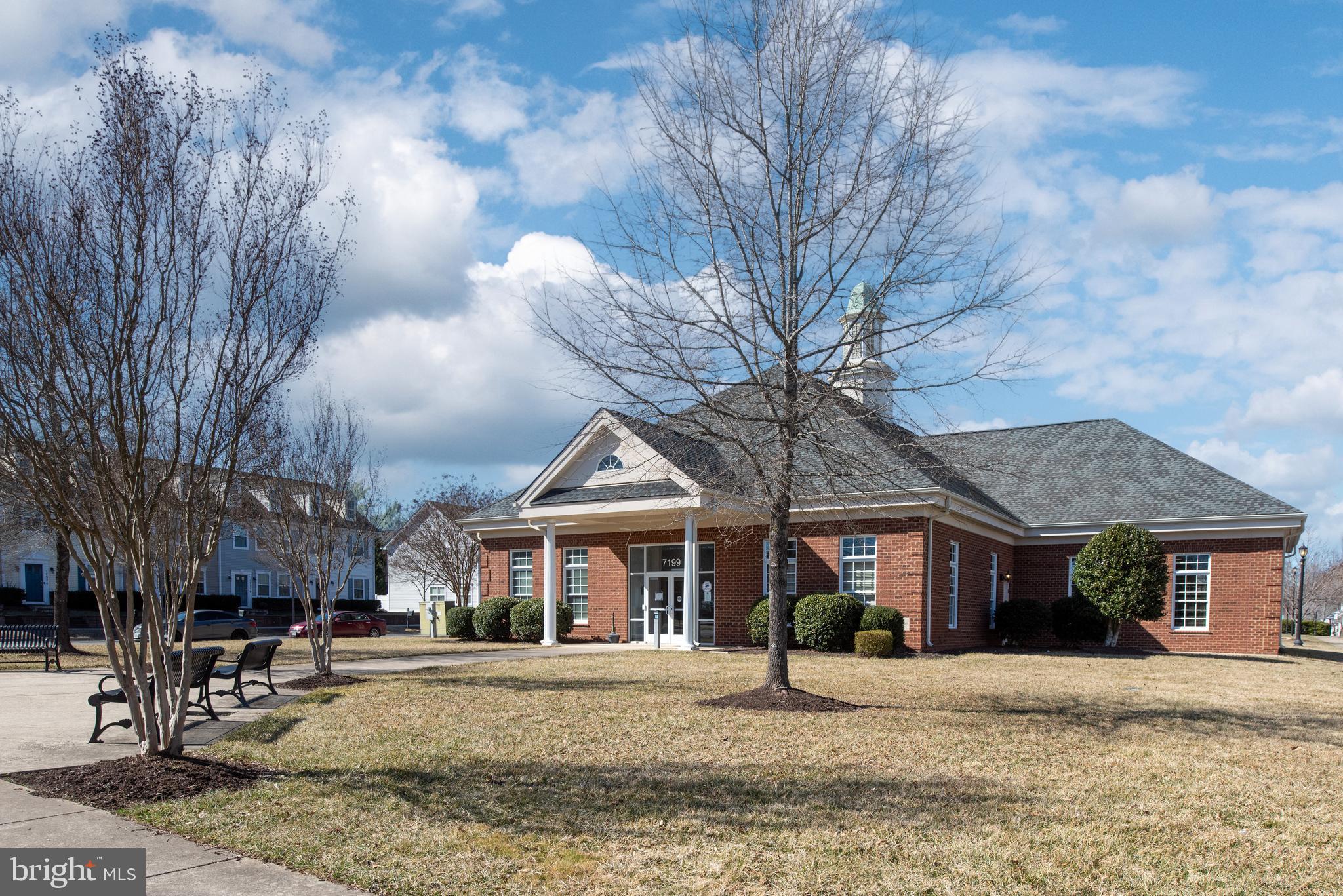 LADYSMITH VILLAGE - Residential